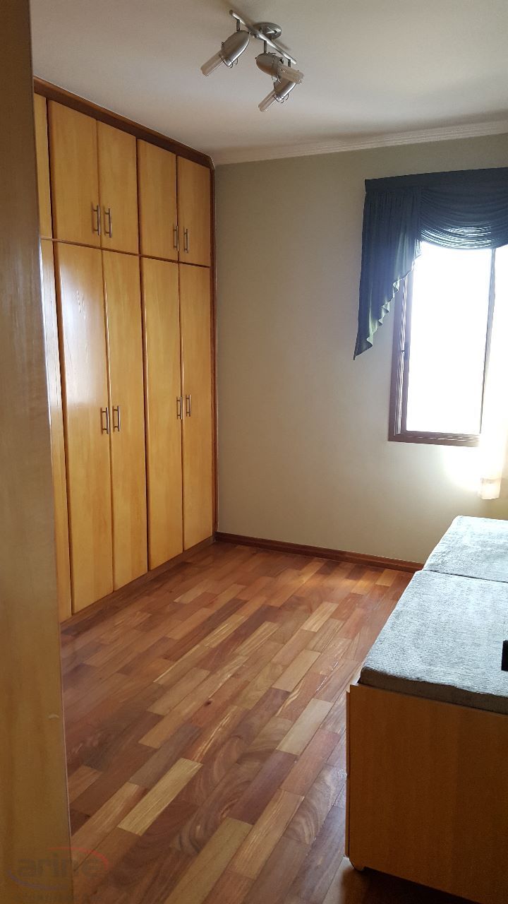 Apartamento para alugar com 3 quartos, 95m² - Foto 19