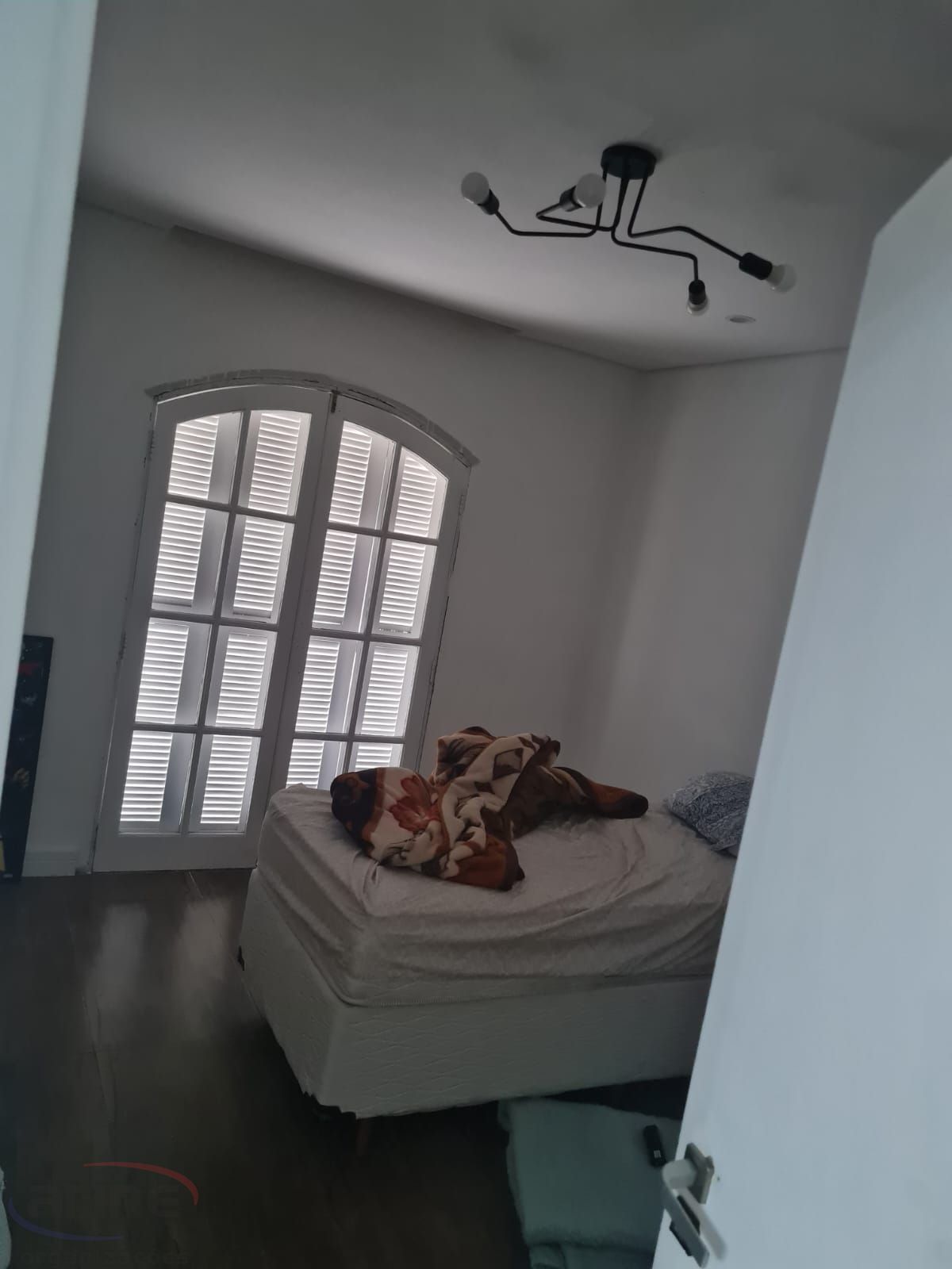 Casa à venda com 3 quartos, 183m² - Foto 9