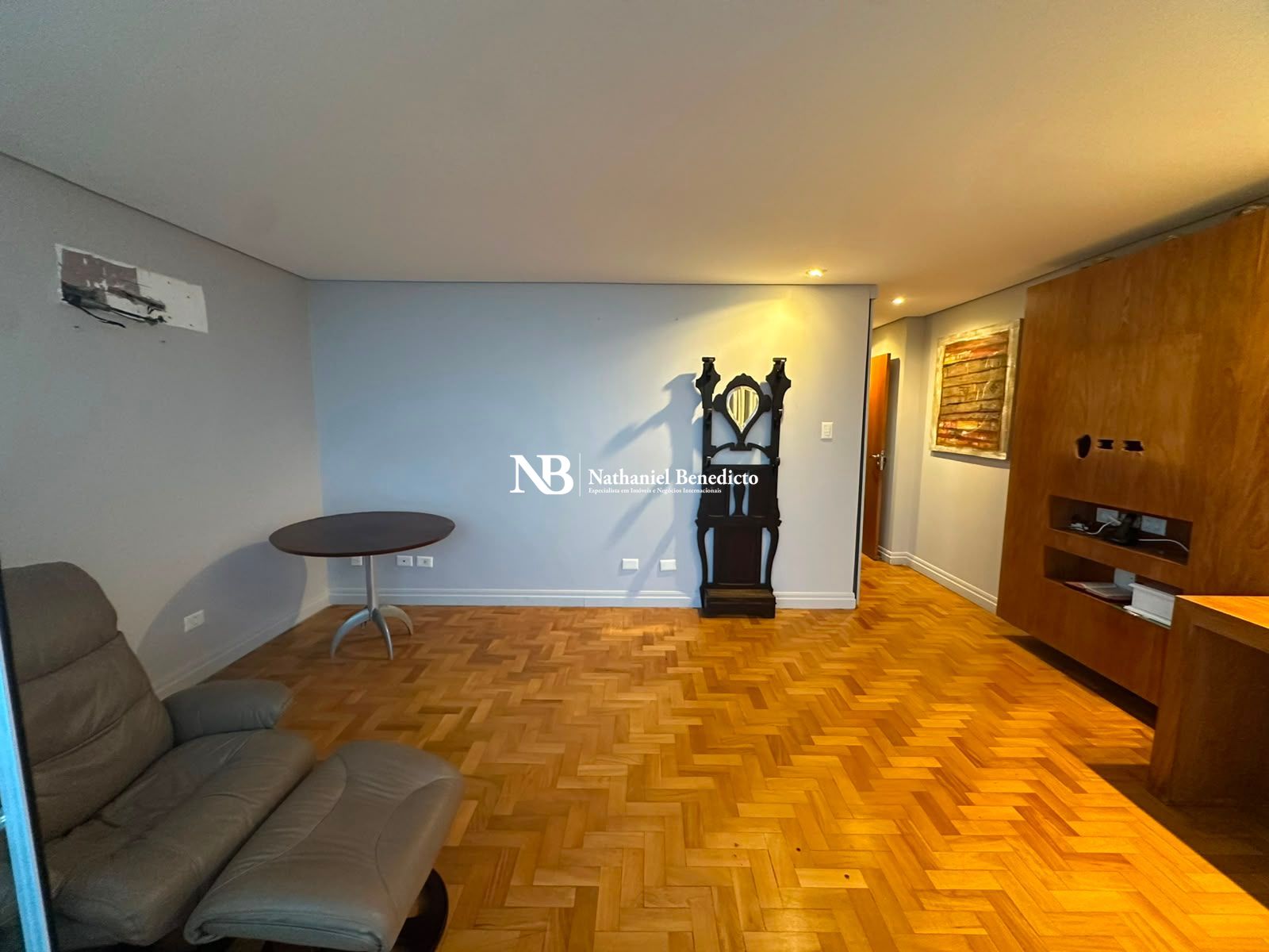 Apartamento com 4 Dormitórios à venda, 208 m² por R$ 3.000.000,00 Apartamento com 4 Dormitórios à venda, 208 m² por R$ 3.000.000,00