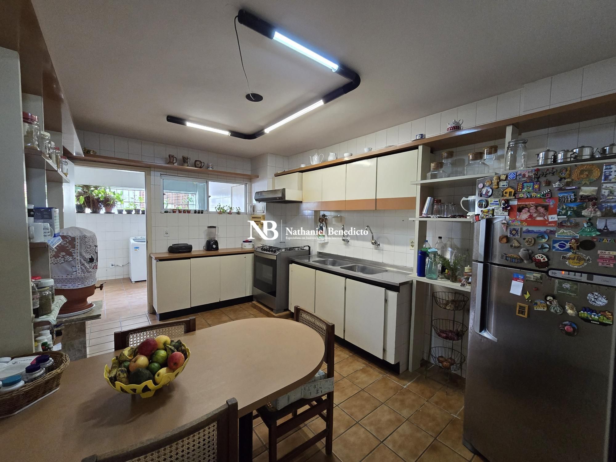 Apartamento com 4 Dormitórios à venda, 168 m² por R$ 1.395.000,00 Apartamento com 4 Dormitórios à venda, 168 m² por R$ 1.395.000,00
