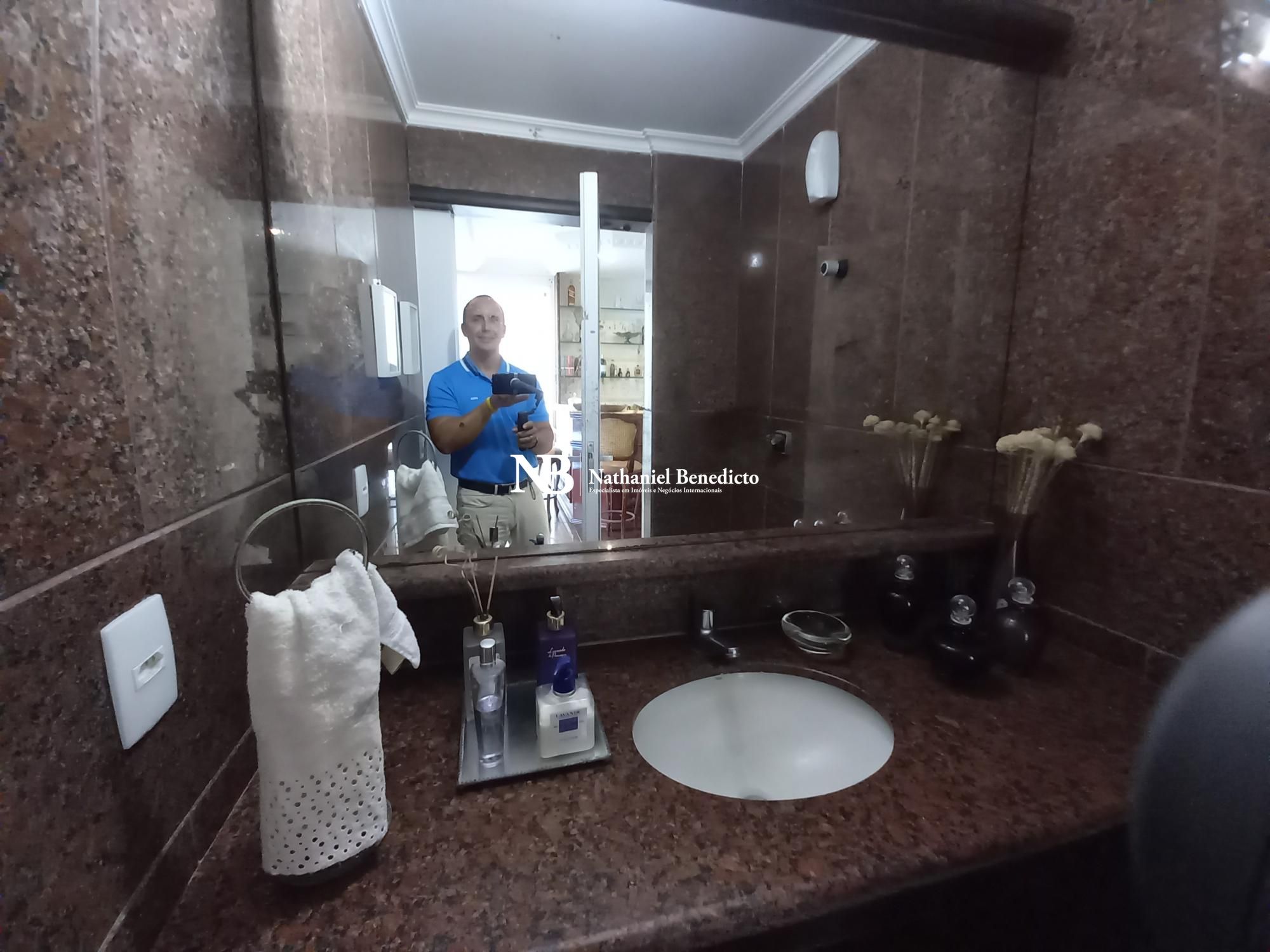 Apartamento com 4 Dormitórios à venda, 310 m² por R$ 4.500.000,00 Apartamento com 4 Dormitórios à venda, 310 m² por R$ 4.500.000,00