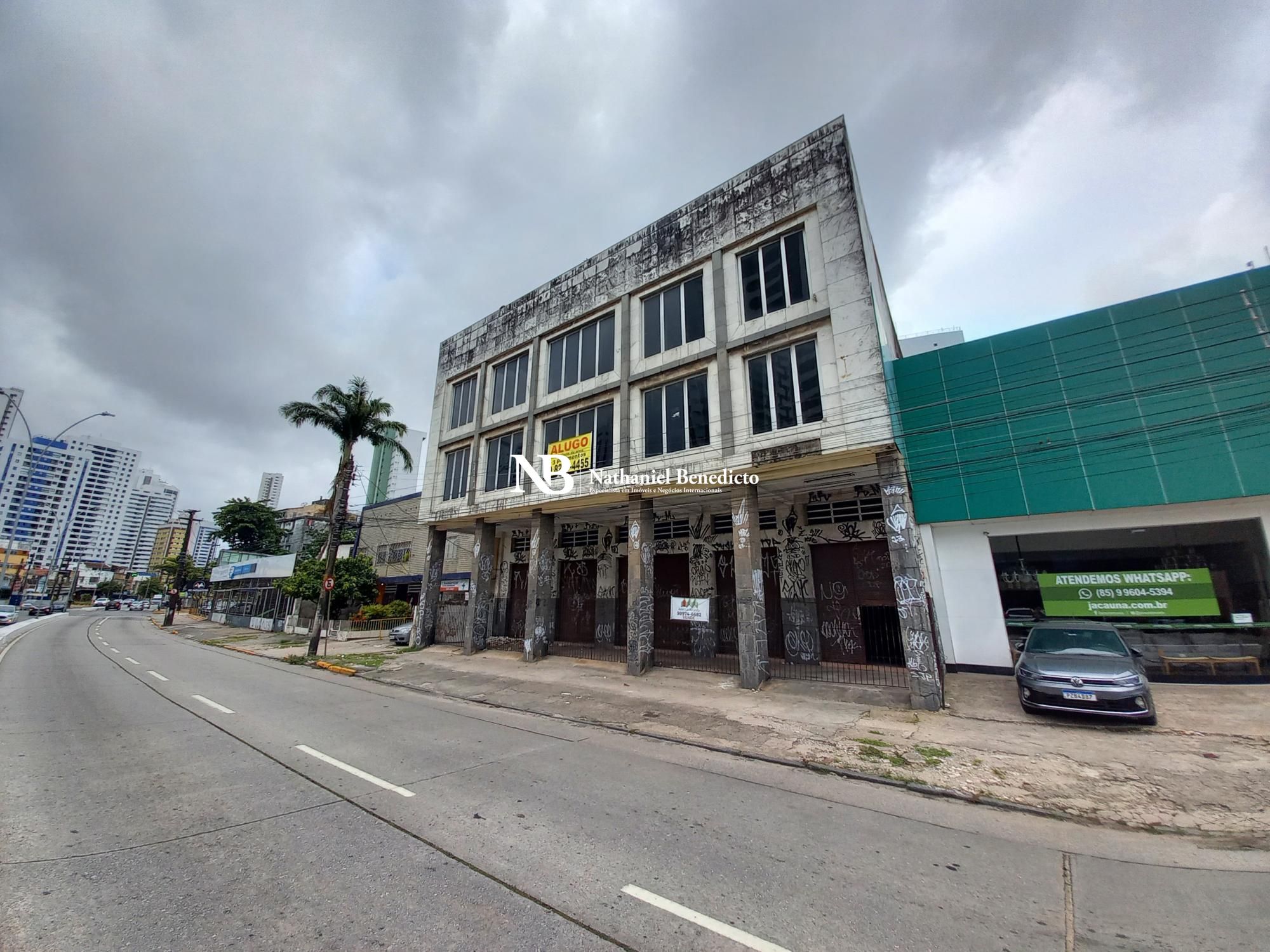 Prédio comercial/residencial à venda  no Encruzilhada - Recife, PE. Imóveis