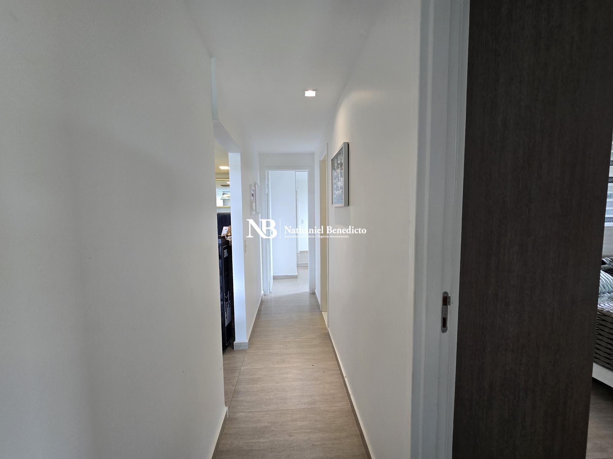 Flat com 3 Dormitórios à venda, 79 m² por R$ 1.650.000,00 Flat com 3 Dormitórios à venda, 79 m² por R$ 1.650.000,00
