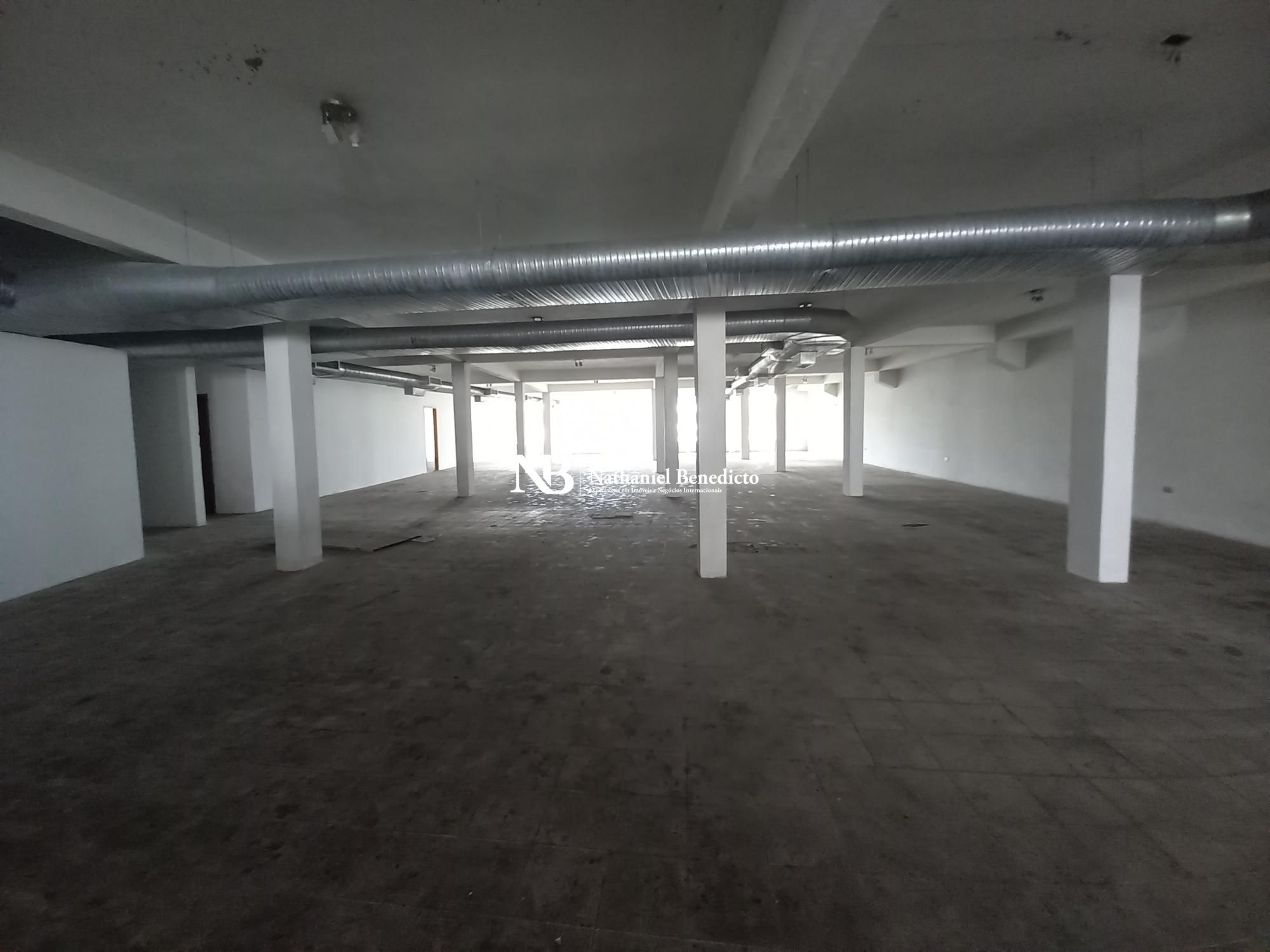 Prédio comercial/residencial com 10 Dormitórios à venda, 2.300 m² por R$ 4.500.000,00 Prédio comercial/residencial com 10 Dormitórios à venda, 2.300 m² por R$ 4.500.000,00