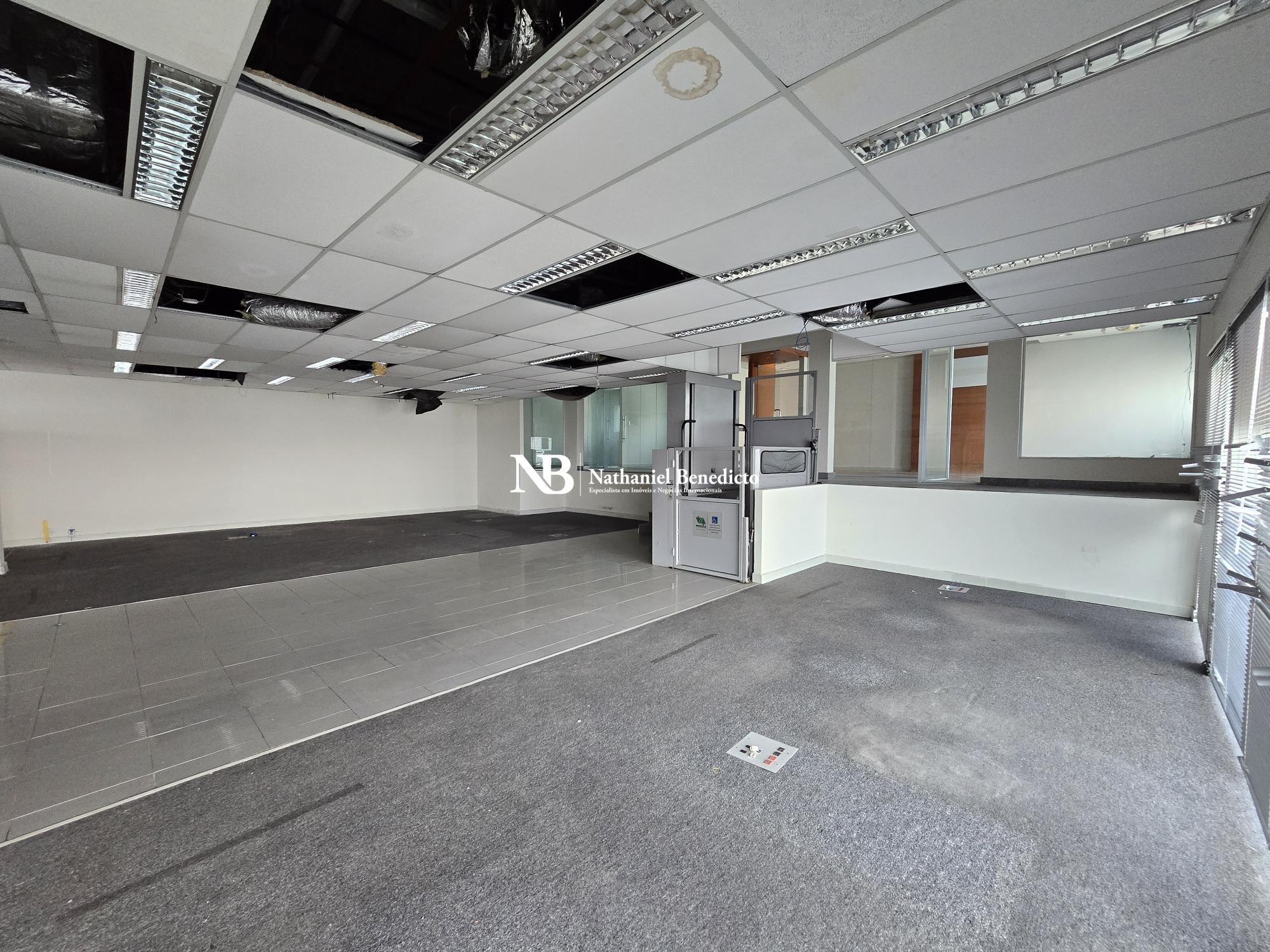 Ponto comercial com 4 Dormitórios para alugar, 498 m² por R$ 40.000,00 Ponto comercial com 4 Dormitórios para alugar, 498 m² por R$ 40.000,00