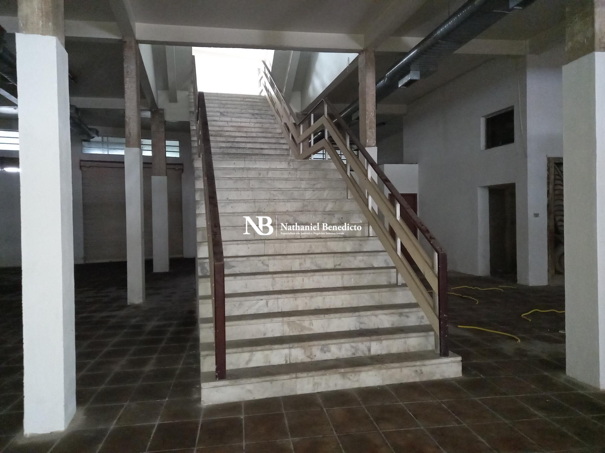 Prédio comercial/residencial com 10 Dormitórios à venda, 2.300 m² por R$ 4.500.000,00 Prédio comercial/residencial com 10 Dormitórios à venda, 2.300 m² por R$ 4.500.000,00