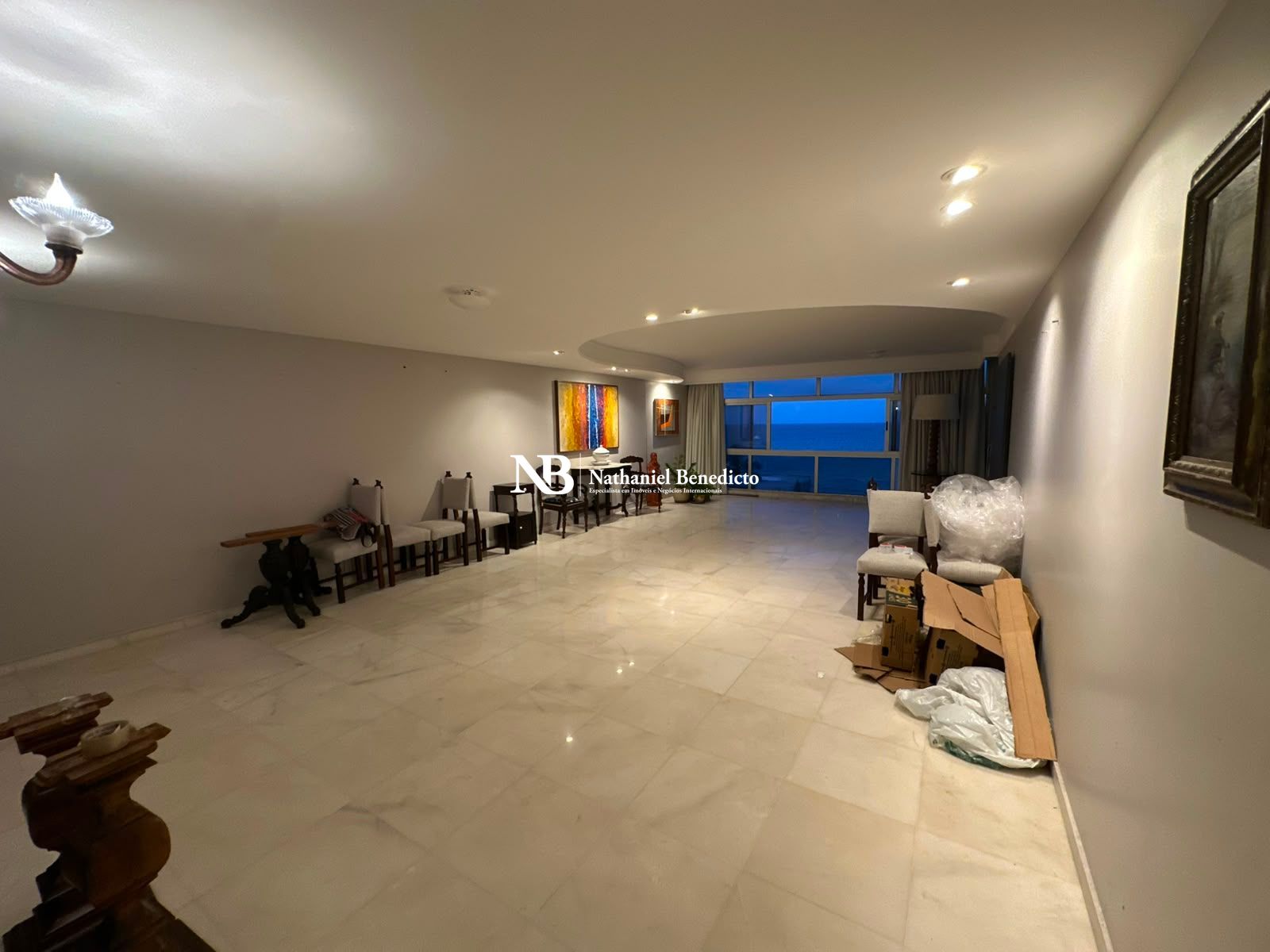 Apartamento com 4 Dormitórios à venda, 208 m² por R$ 3.000.000,00 Apartamento com 4 Dormitórios à venda, 208 m² por R$ 3.000.000,00