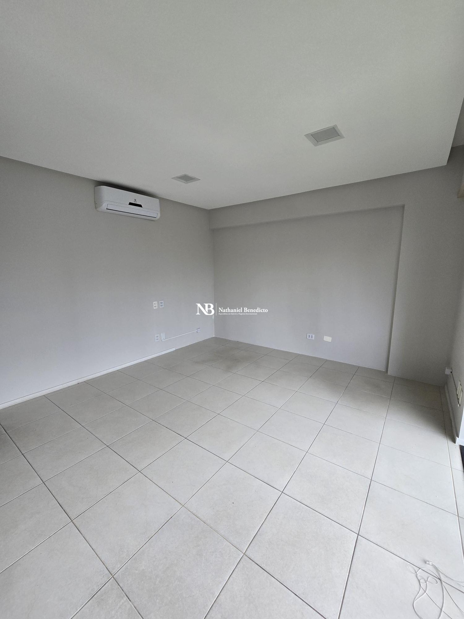 Sala comercial com 2 Dormitórios para alugar, 43 m² por R$ 3.900,00 Sala comercial com 2 Dormitórios para alugar, 43 m² por R$ 3.900,00