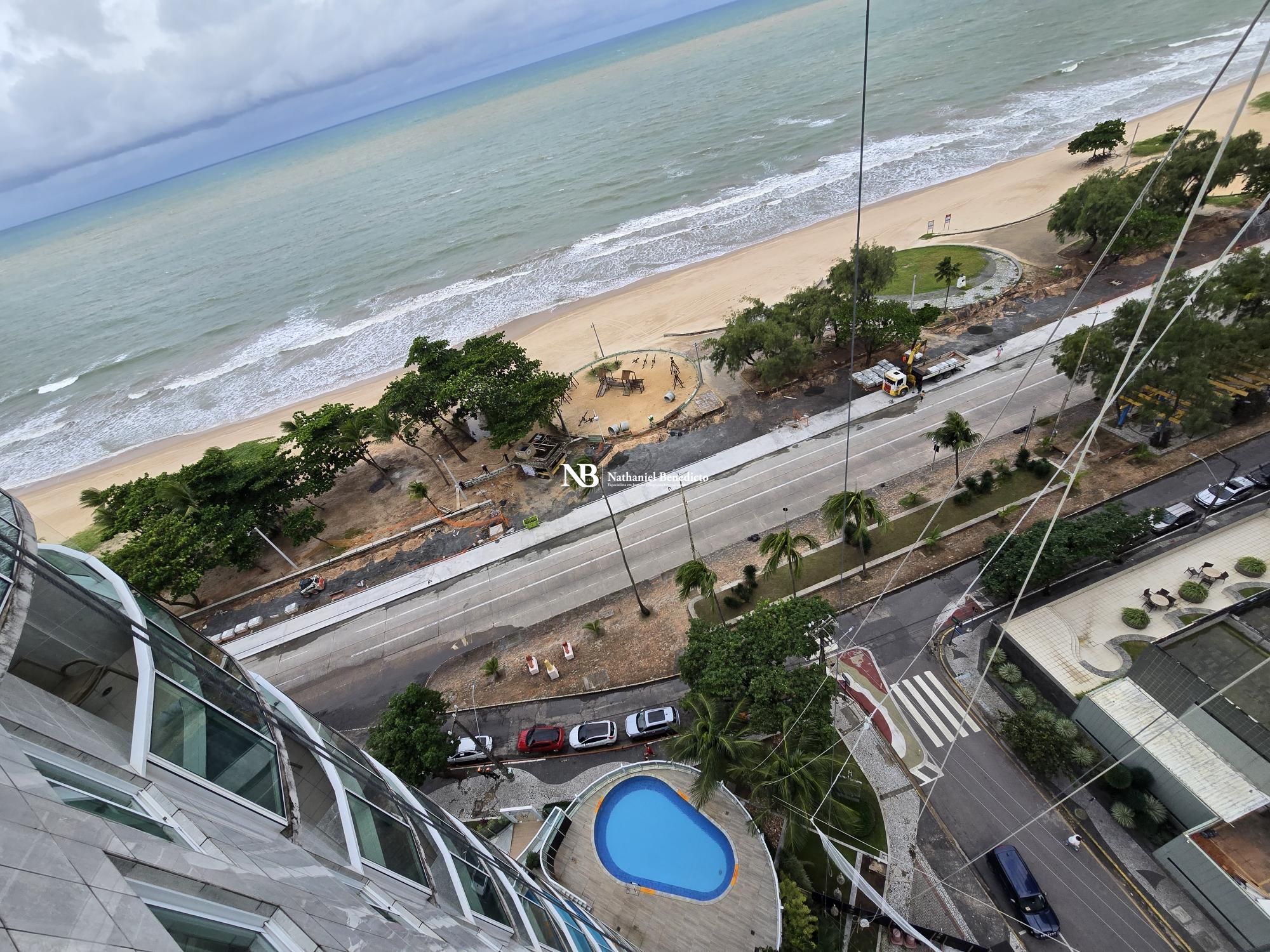 Flat à venda  no Boa Viagem - Recife, PE. Imóveis