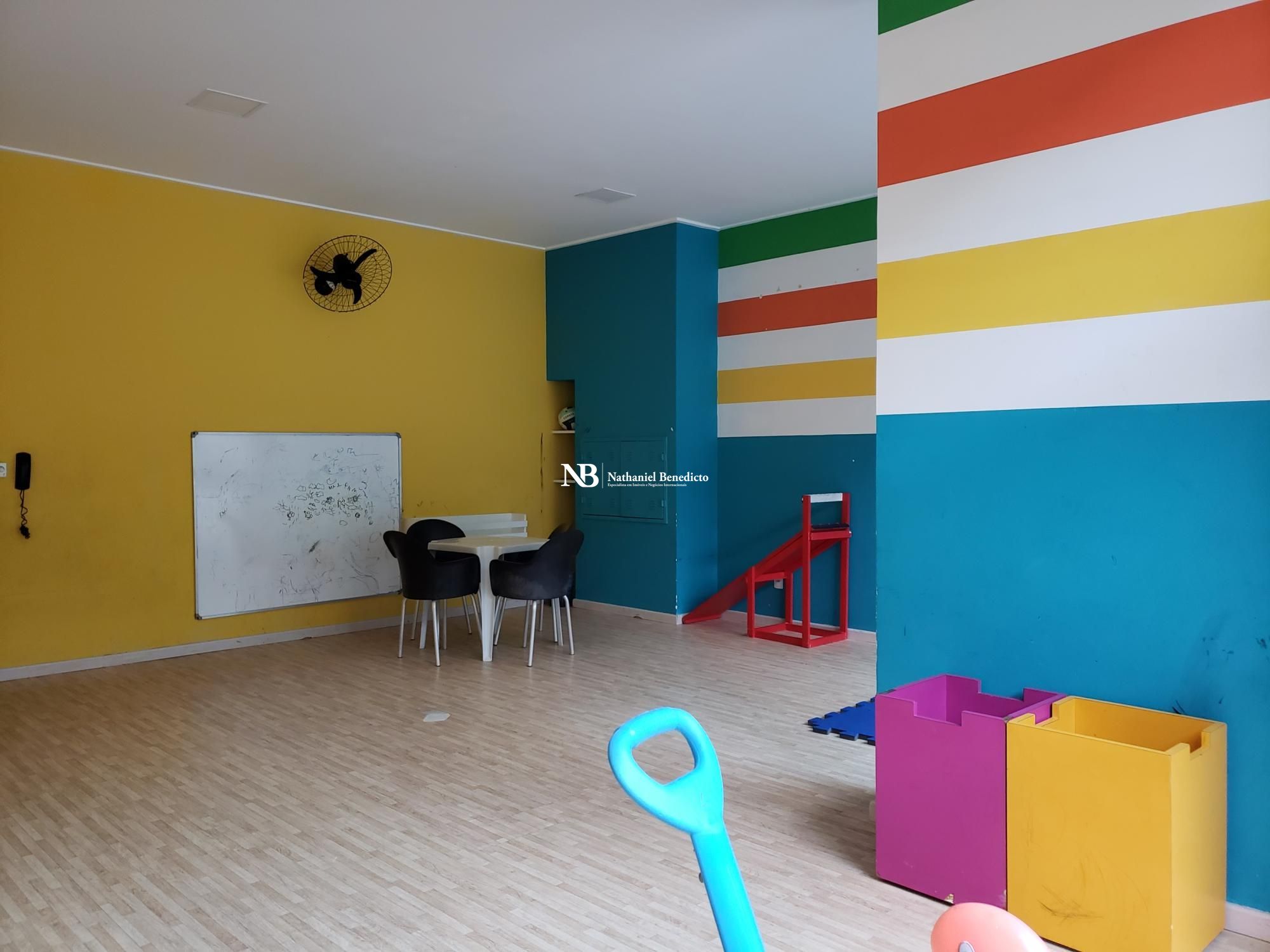 Apartamento com 3 Dormitórios à venda, 174 m² por R$ 2.200.000,00 Apartamento com 3 Dormitórios à venda, 174 m² por R$ 2.200.000,00