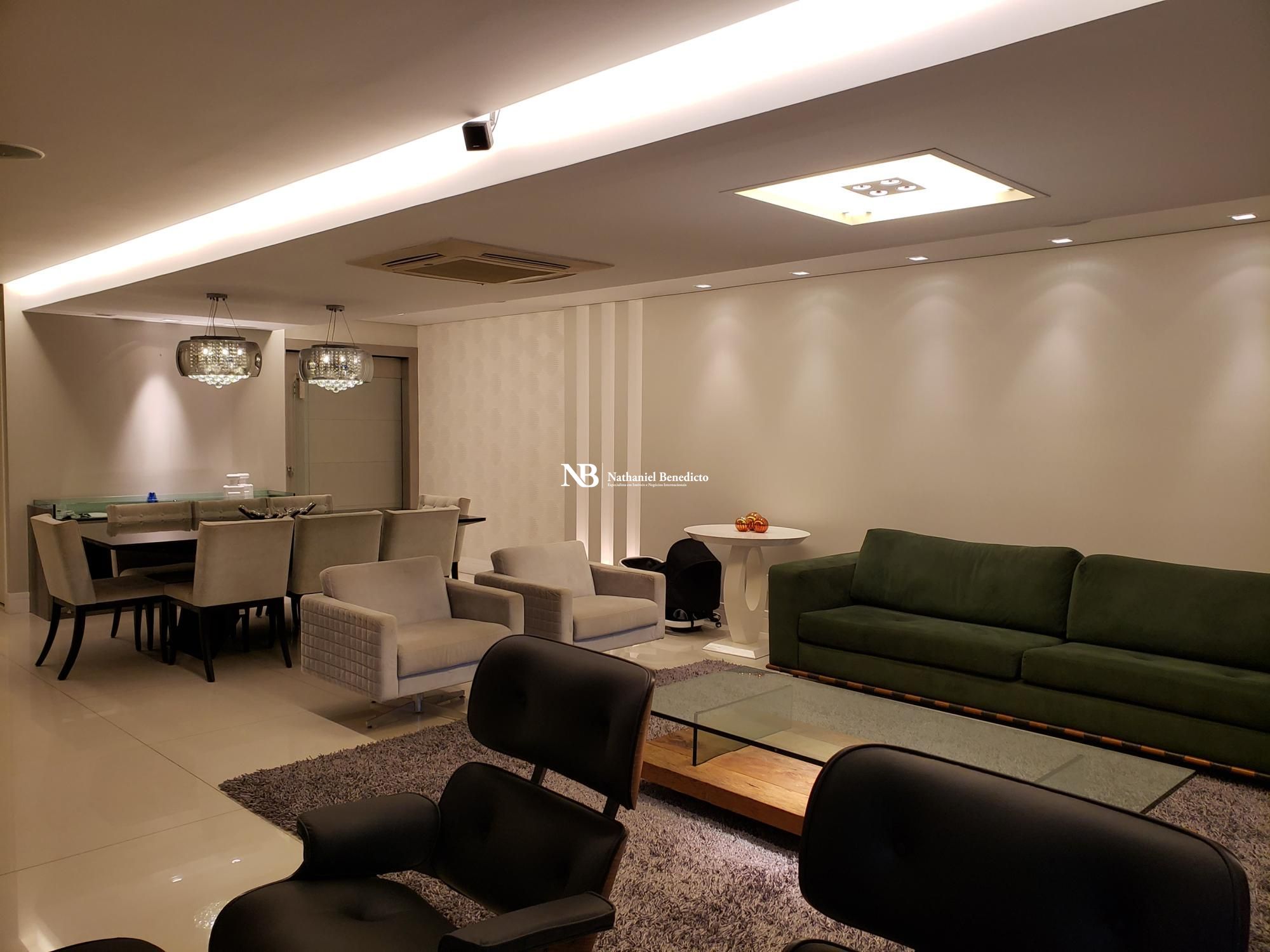 Apartamento com 3 Dormitórios à venda, 174 m² por R$ 2.200.000,00 Apartamento com 3 Dormitórios à venda, 174 m² por R$ 2.200.000,00