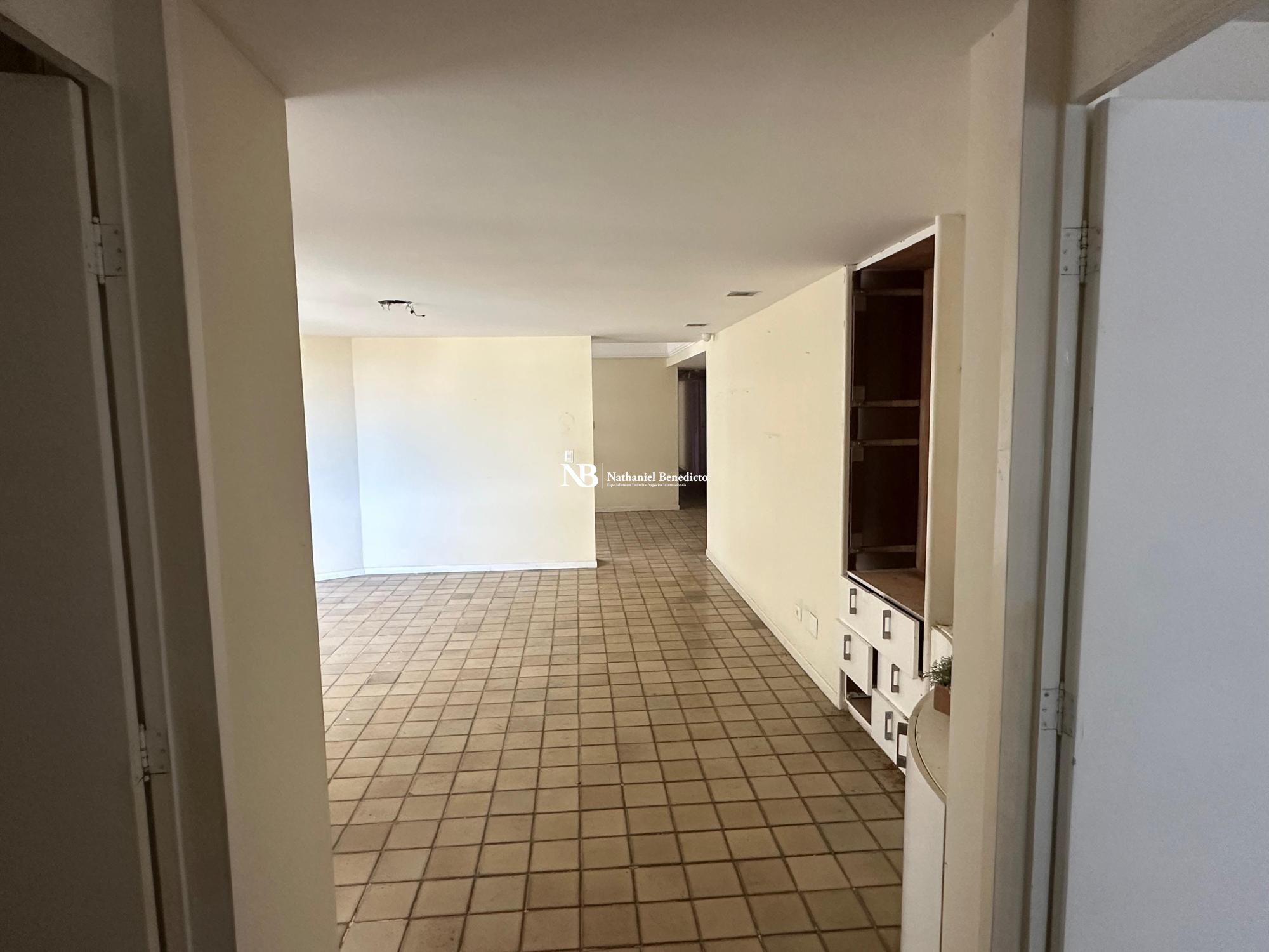 Apartamento com 4 Dormitórios à venda, 397 m² por R$ 6.800.000,00 Apartamento com 4 Dormitórios à venda, 397 m² por R$ 6.800.000,00