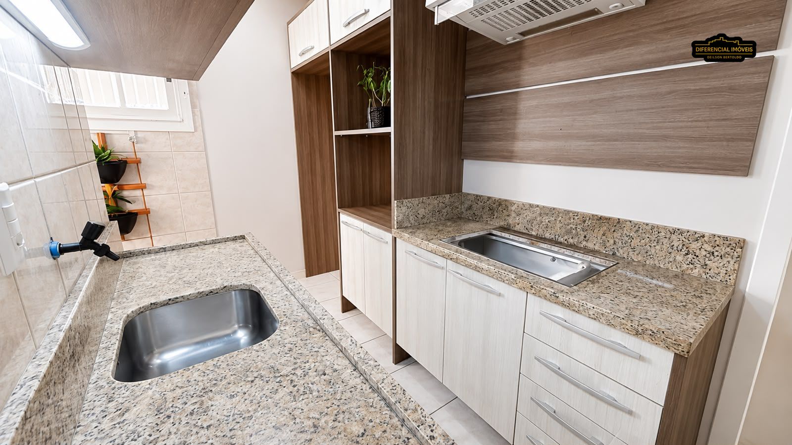 Apartamento com 2 Dormitórios para alugar, 47 m² por R$ 1.650,00 Apartamento com 2 Dormitórios para alugar, 47 m² por R$ 1.650,00