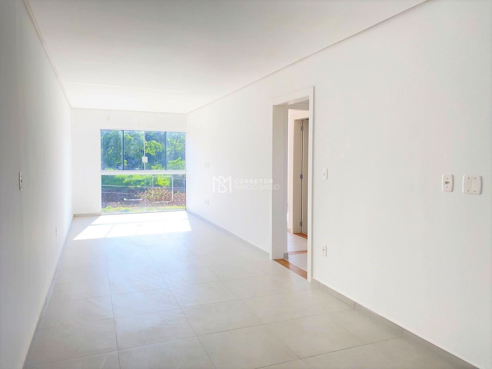 Apartamento à venda com 2 quartos, 65m² - Foto 4