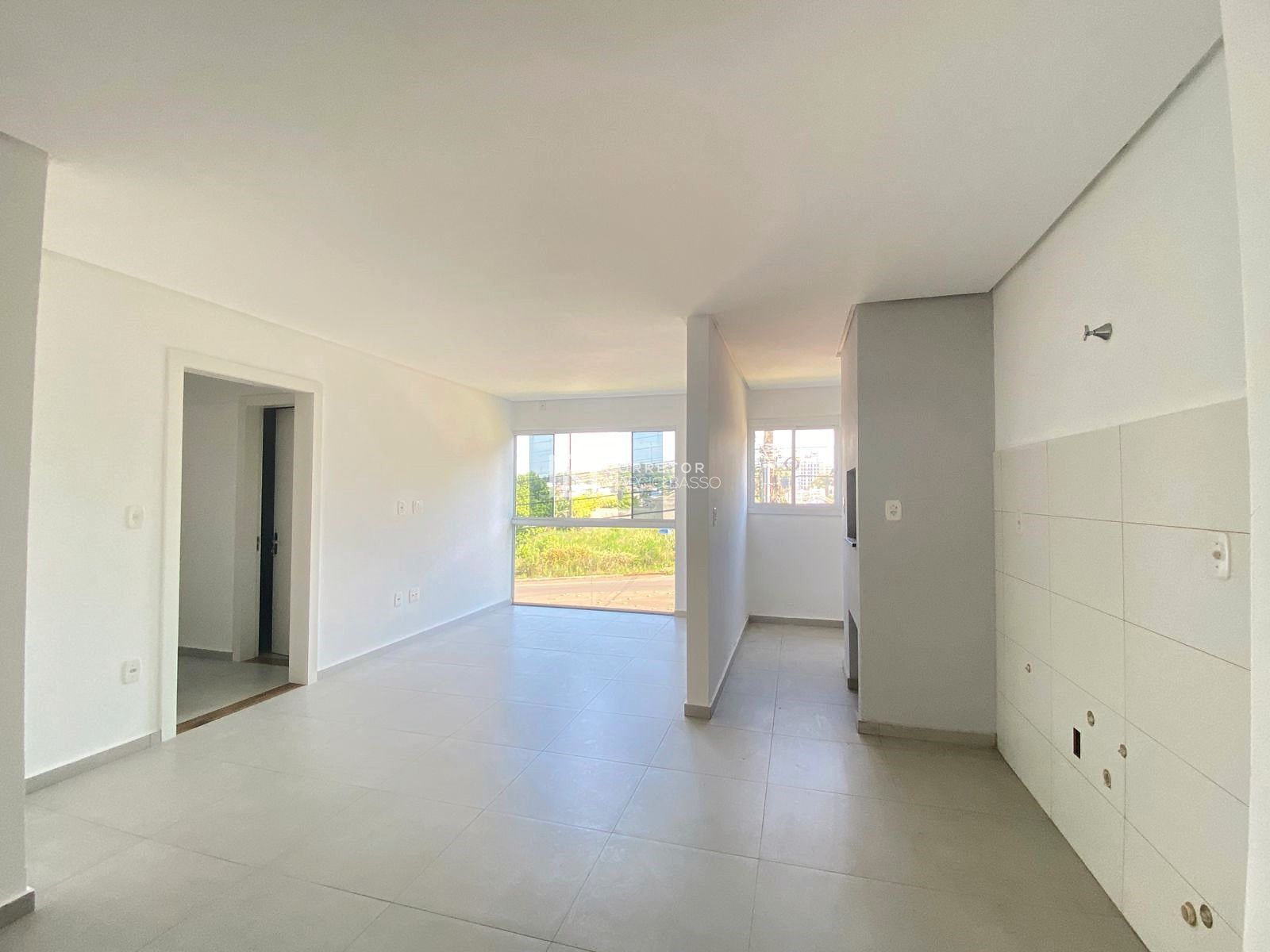 Apartamento à venda com 2 quartos, 65m² - Foto 4