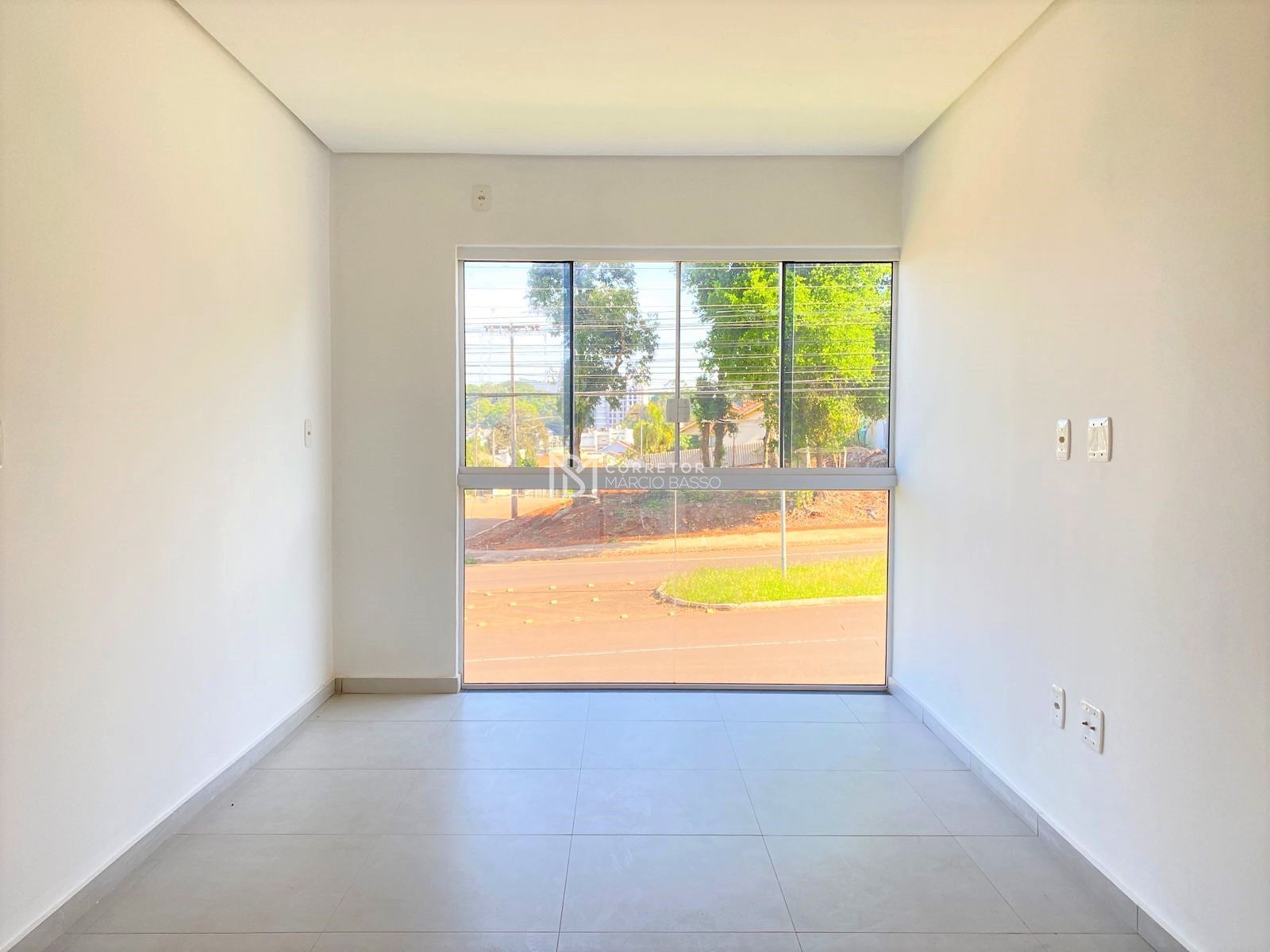 Apartamento à venda com 2 quartos, 65m² - Foto 3