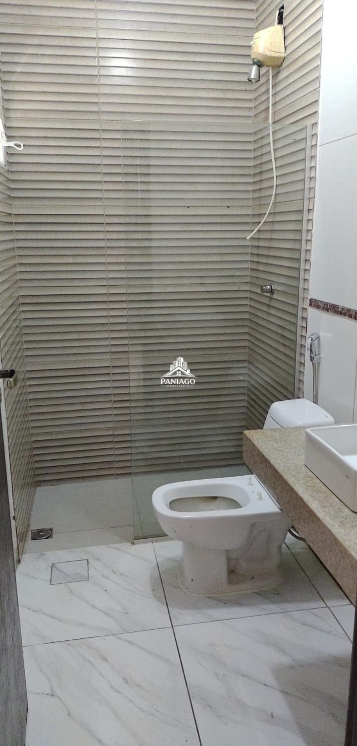 Casa, 3 quartos, 250 m² - Foto 2