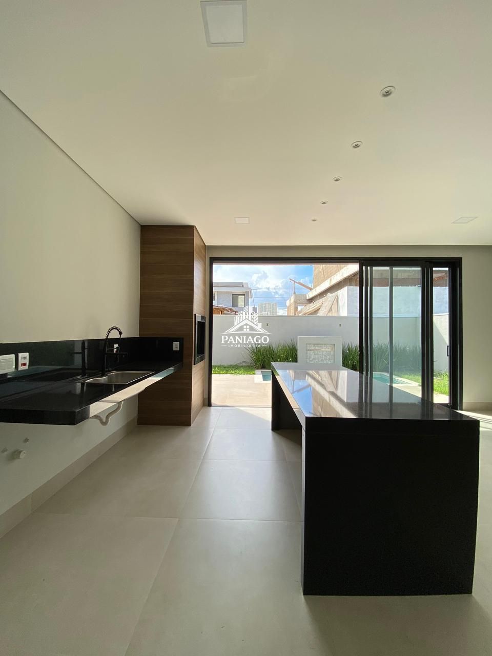 Sobrado, 3 quartos, 250 m² - Foto 1