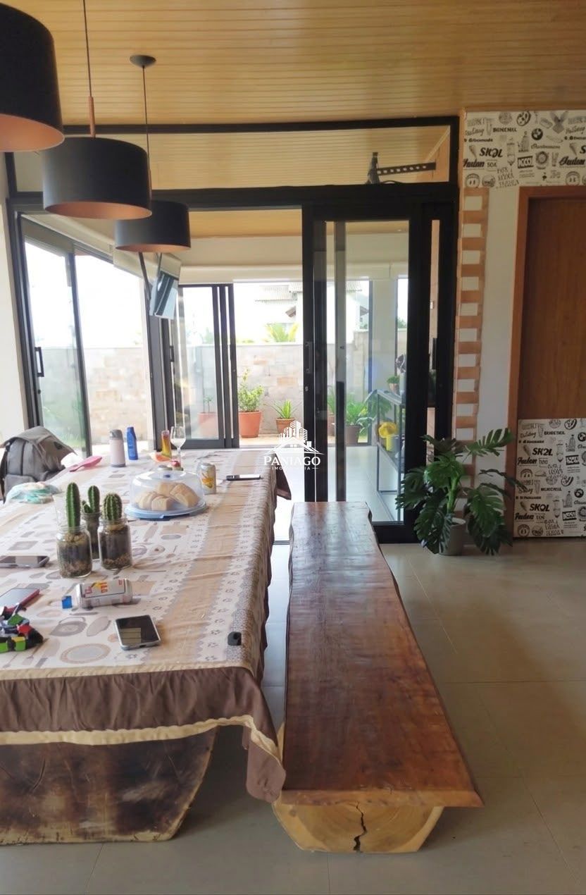 Casa, 3 quartos, 226 m² - Foto 6