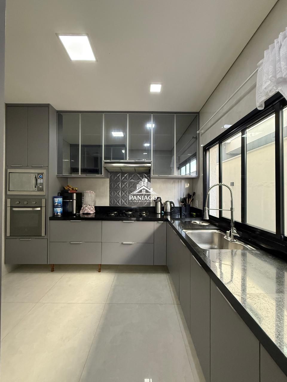 Casa, 4 quartos, 289 m² - Foto 3