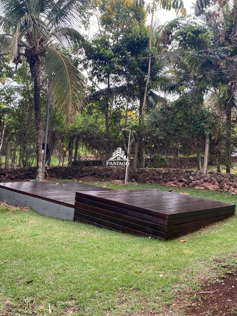 Casa com amplo terreno e potencial para pousada à venda em c
