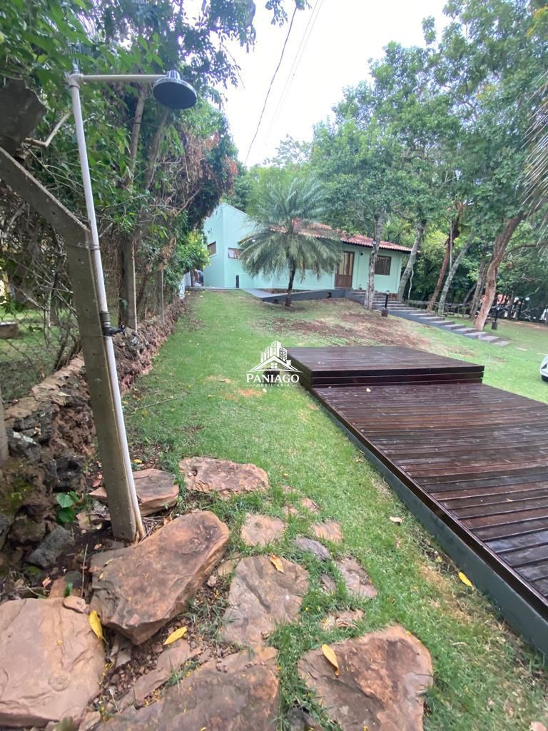 Casa com amplo terreno e potencial para pousada à venda em c