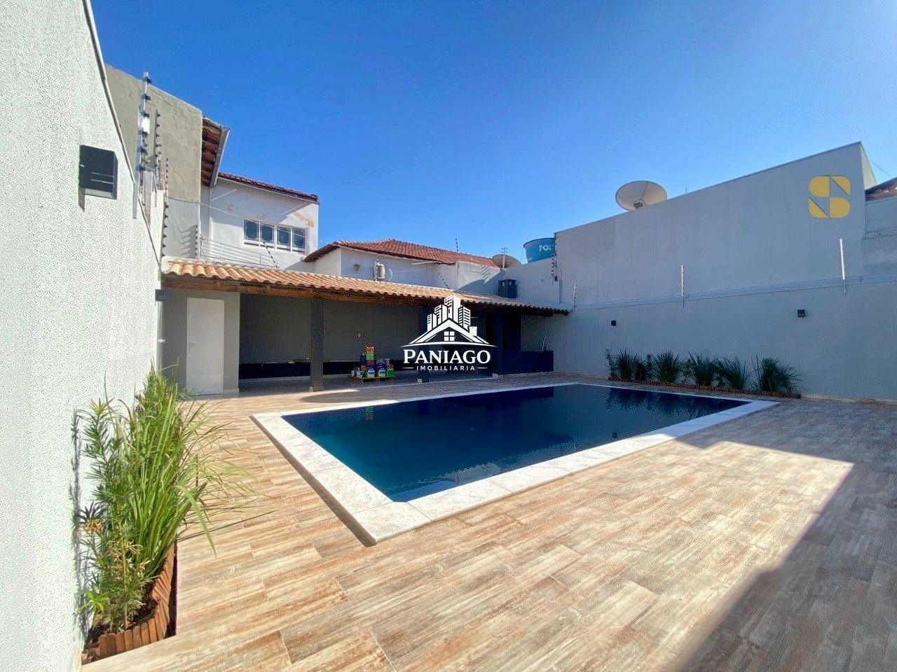 Casa, 3 quartos, 216 m² - Foto 3