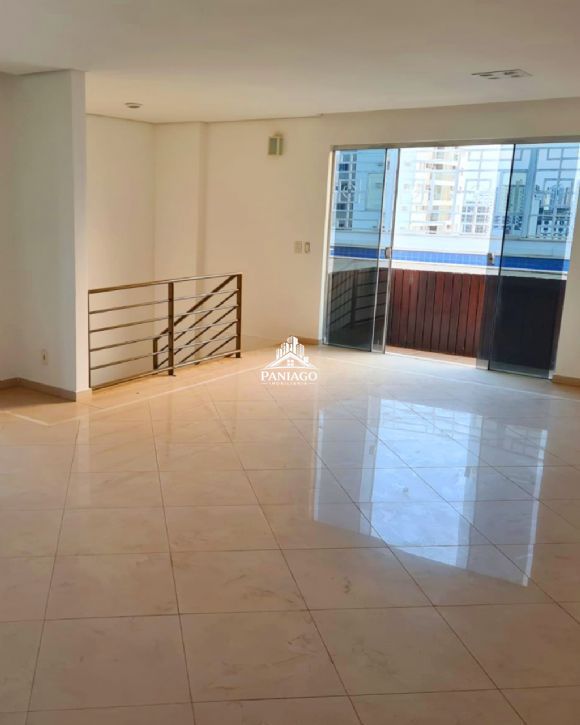 Apartamento, 3 quartos, 330 m² - Foto 2