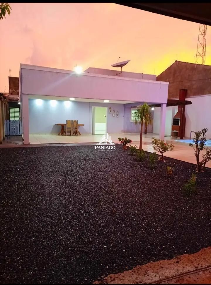 Casa, 3 quartos, 230 m² - Foto 2