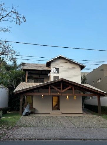 Casa, 4 quartos, 350 m² - Foto 1