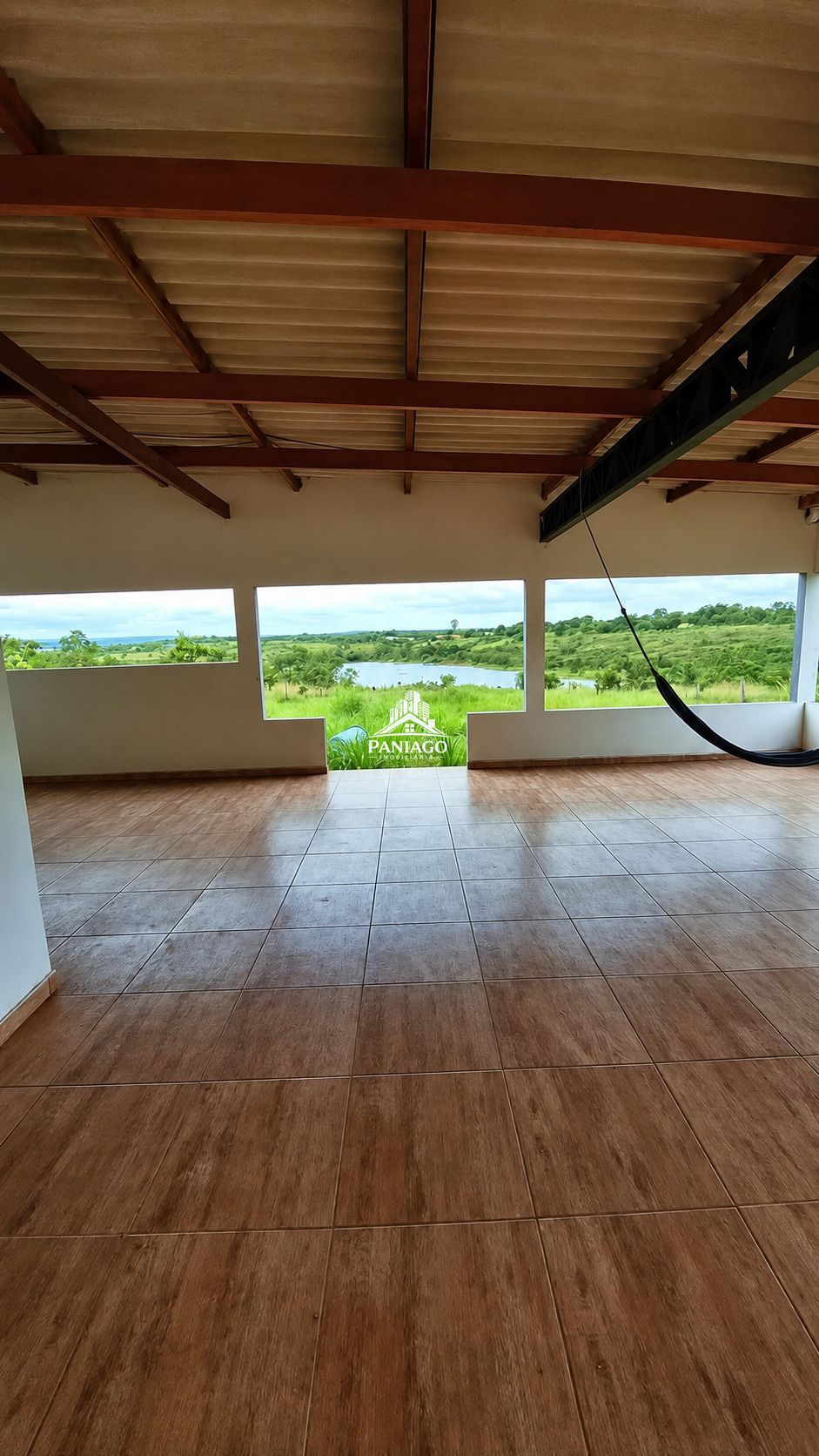Propriedade com 1 hectare e frente para o lago do manso à ve