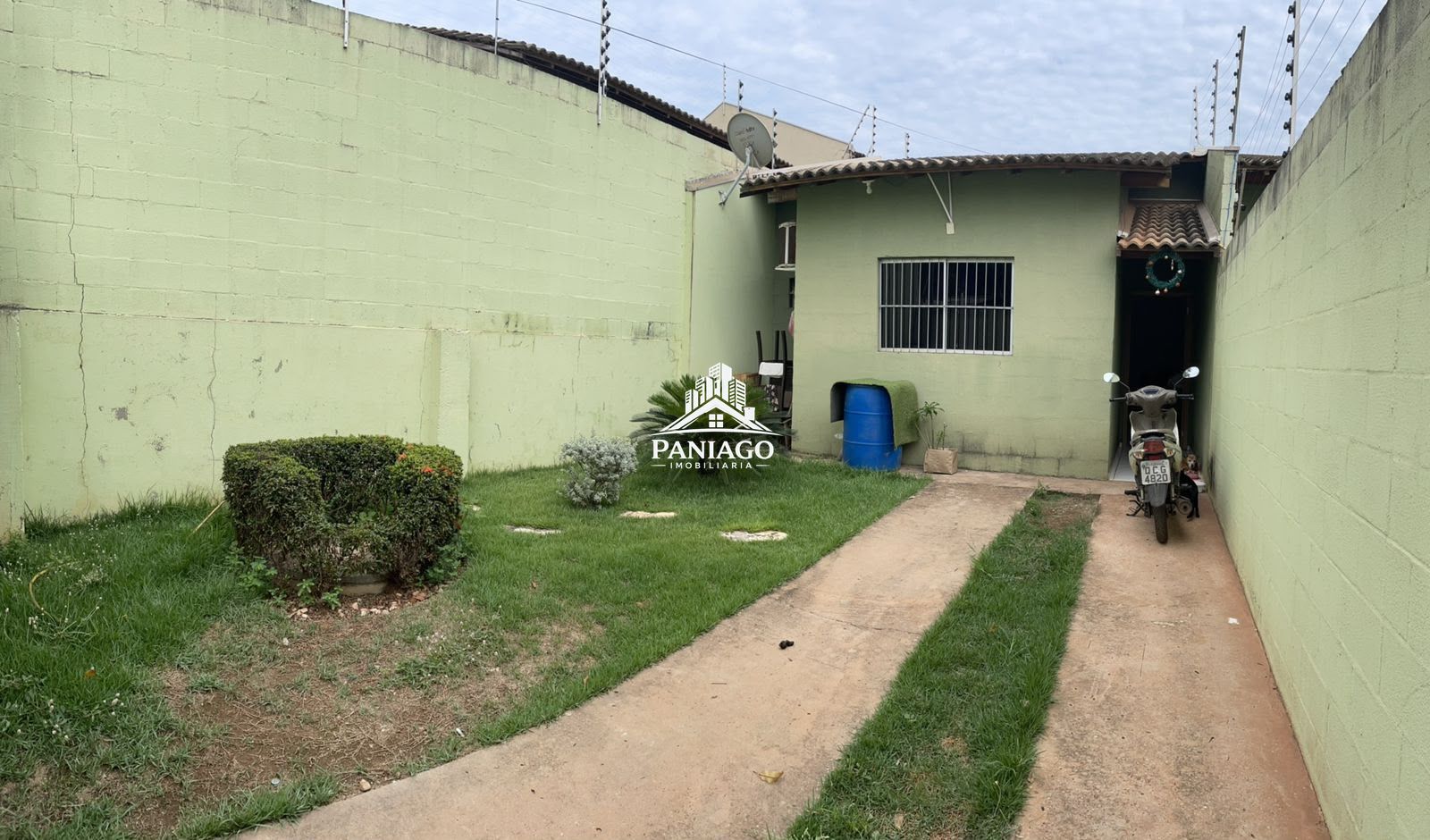 Casa, 2 quartos, 200 m² - Foto 1