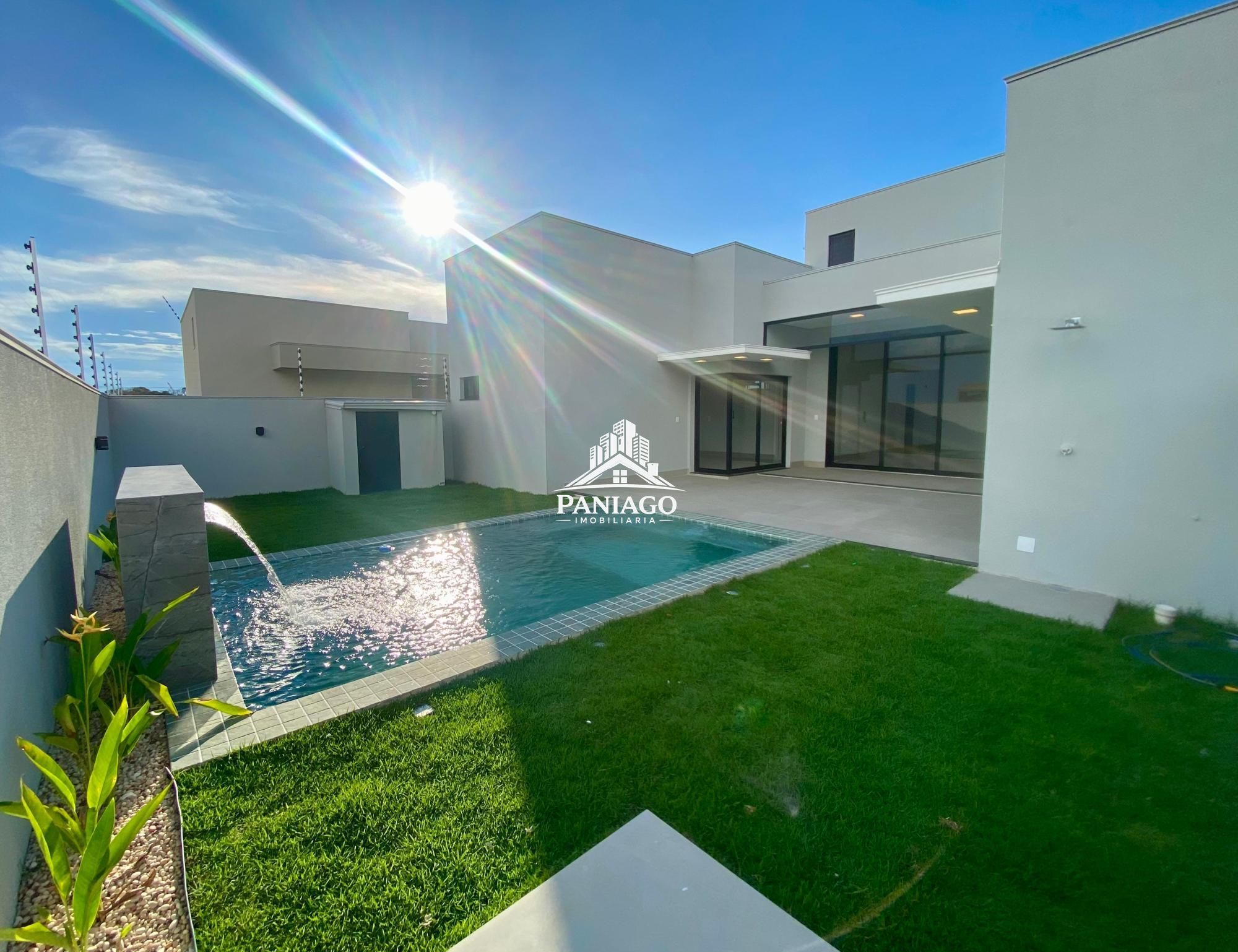 Casa, 3 quartos, 223 m² - Foto 1