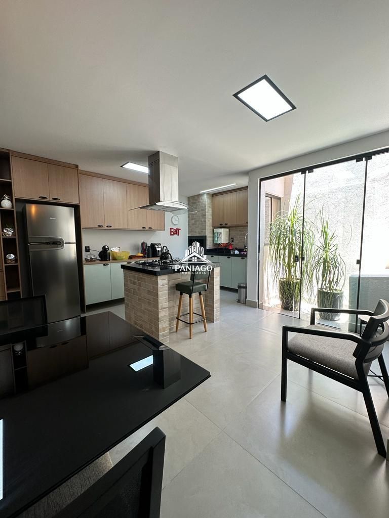 Casa, 3 quartos, 135 m² - Foto 1