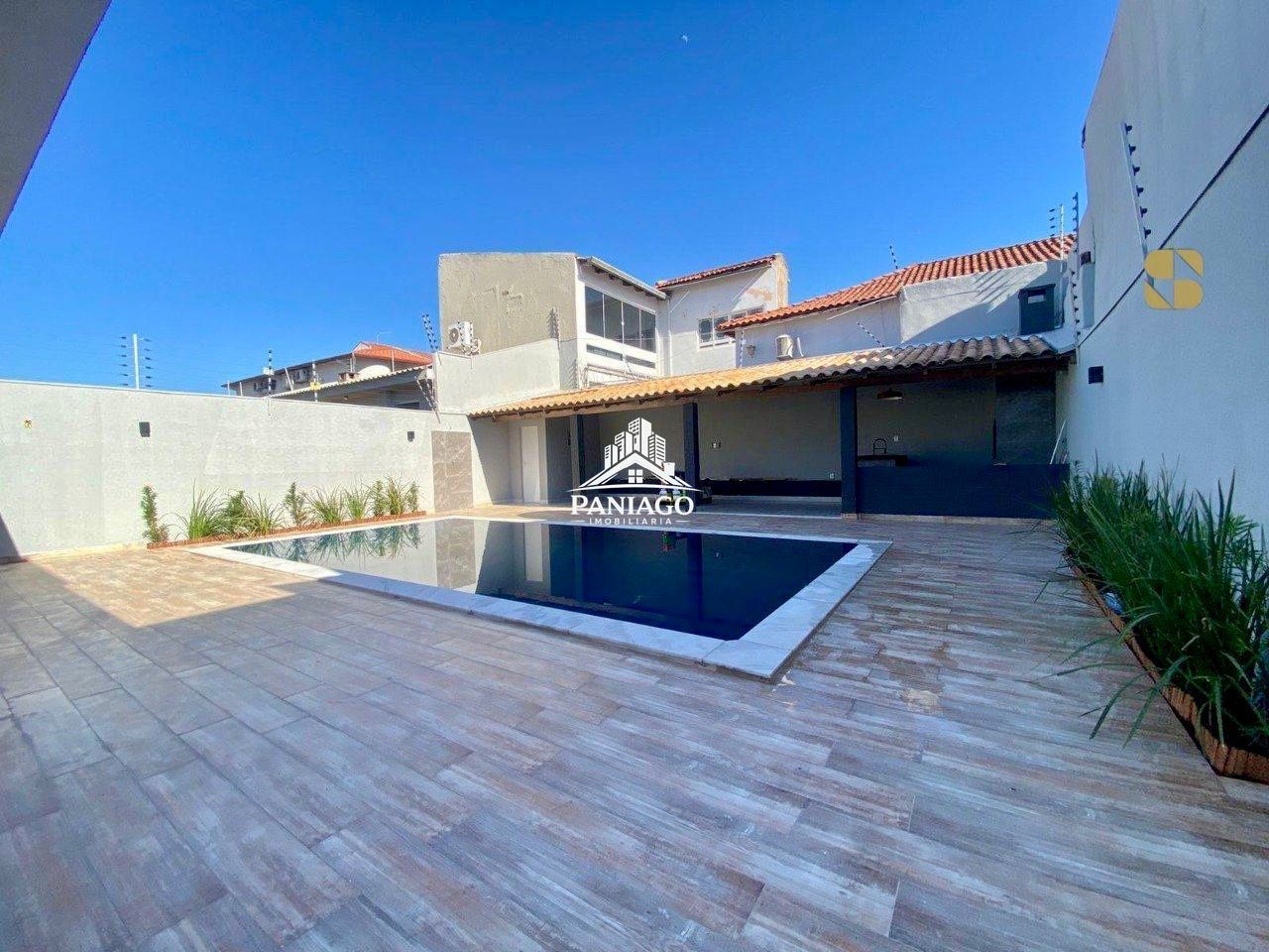 Casa, 3 quartos, 216 m² - Foto 4