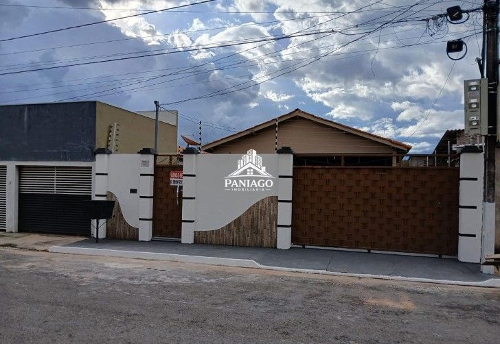 Casa, 2 quartos, 70 m² - Foto 1