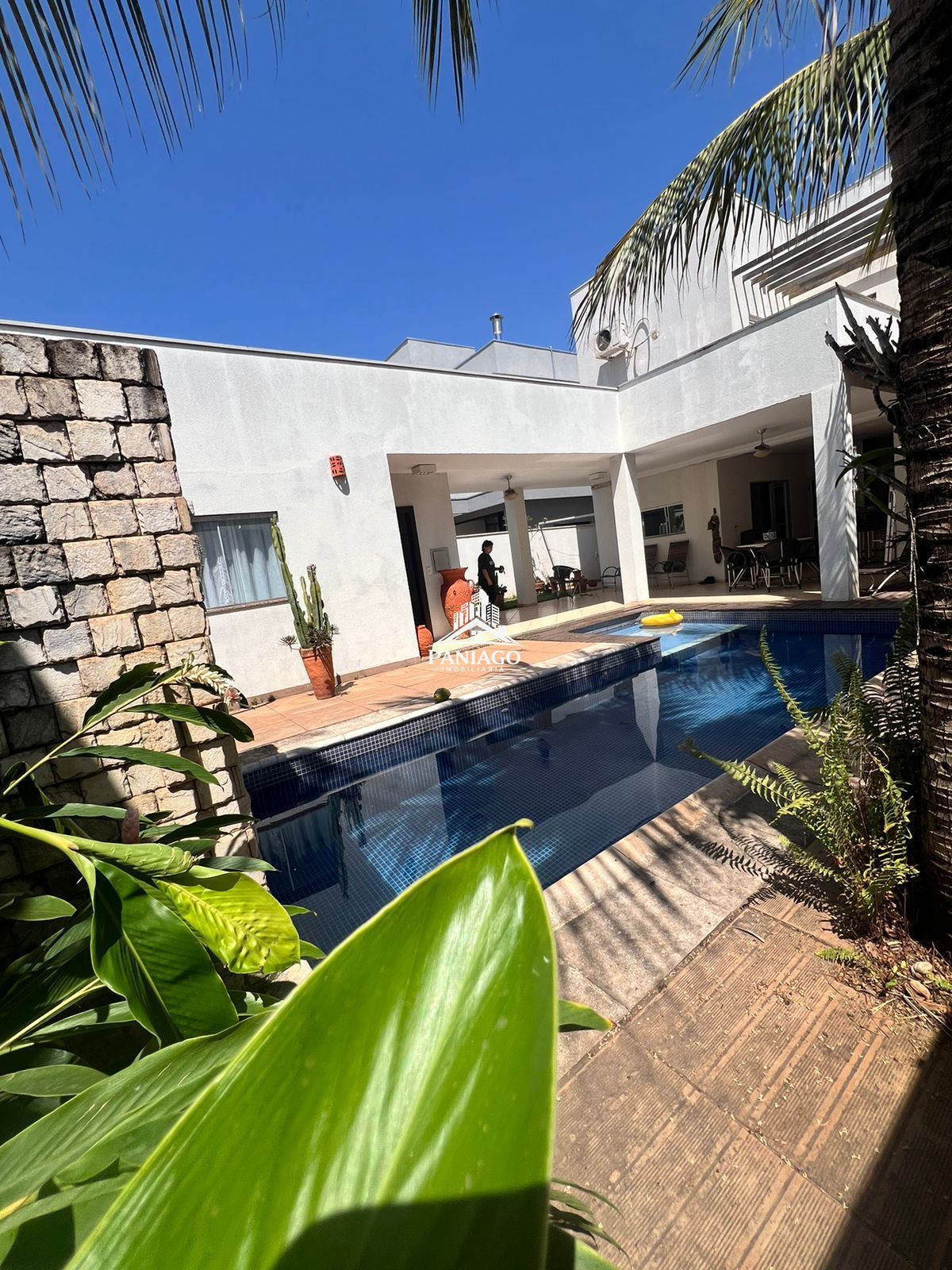 Casa de Condomínio, 4 quartos - Foto 1