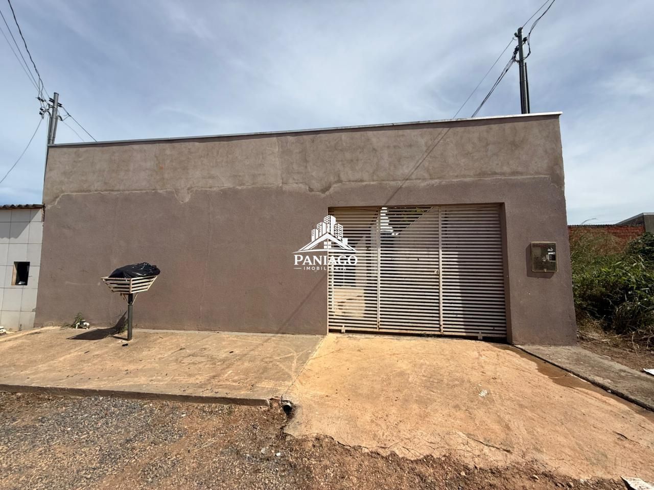 Casa 2 dormitórios à venda pedra 90 cuiabá/mt