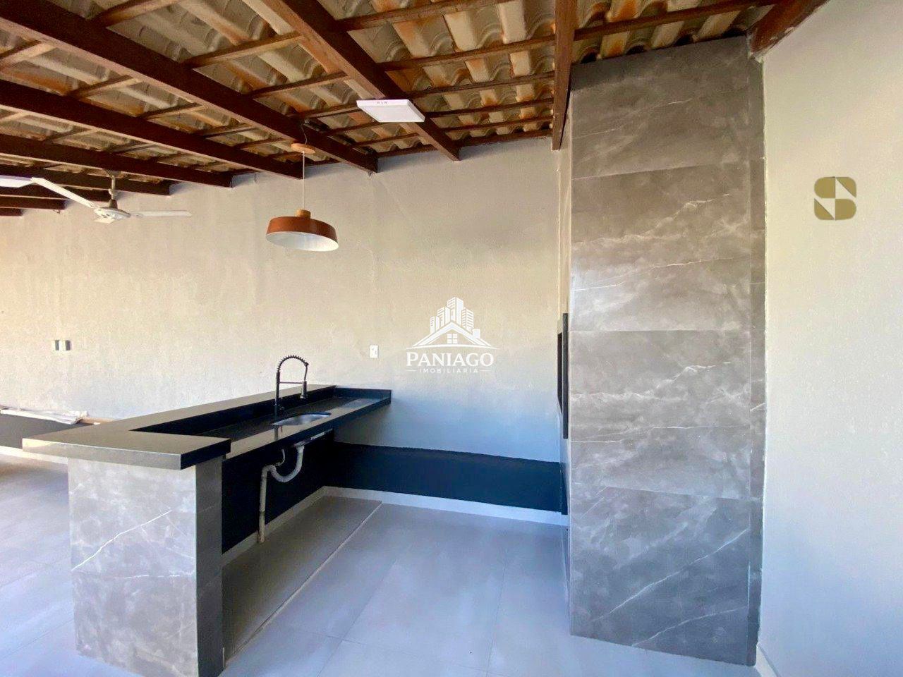 Casa, 3 quartos, 216 m² - Foto 2