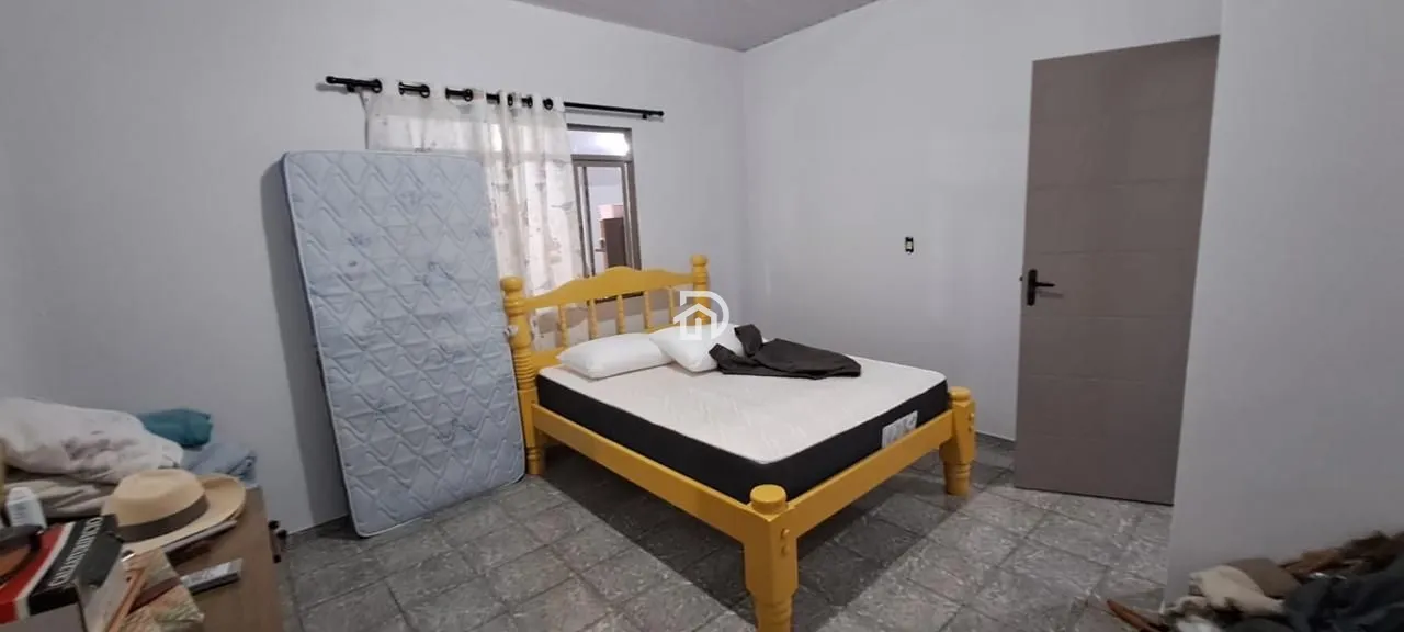 Casa com 1 Dormitórios à venda, 175 m² por R$ 650.000,00 Casa com 1 Dormitórios à venda, 175 m² por R$ 650.000,00