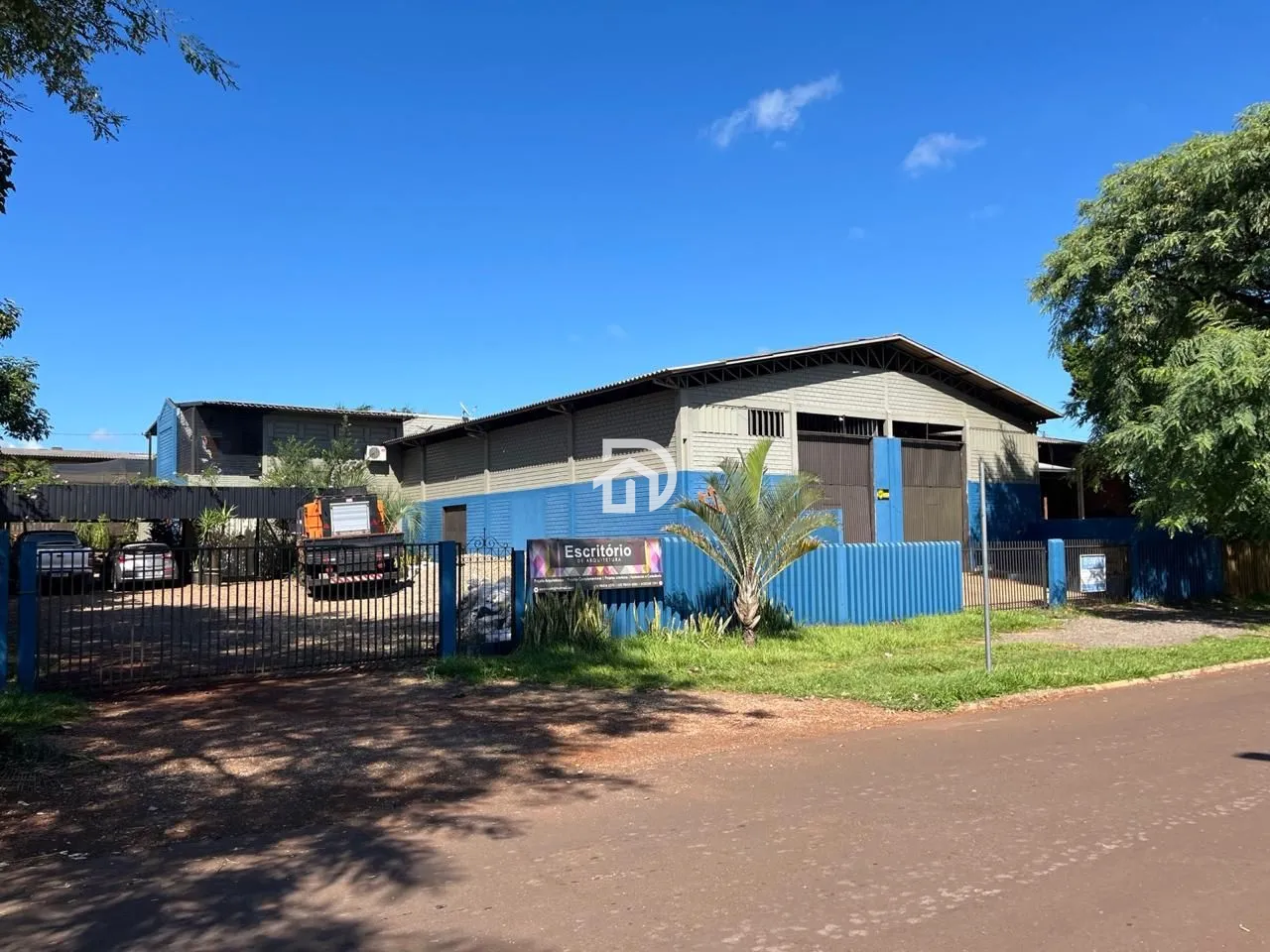 Prédio comercial/residencial à venda  no Vila Rica - Santa Helena, PR. Imóveis