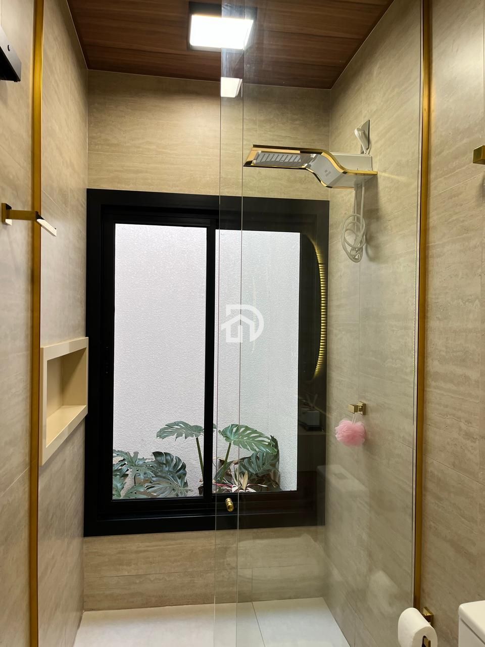 Excelente Casa Nova em Sub-Sede por R$980.000
