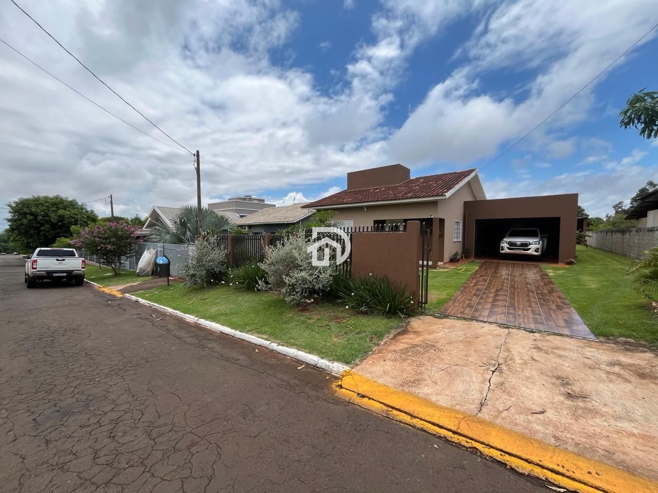 Casa por R$630.000 na Rua Santo Antonio
