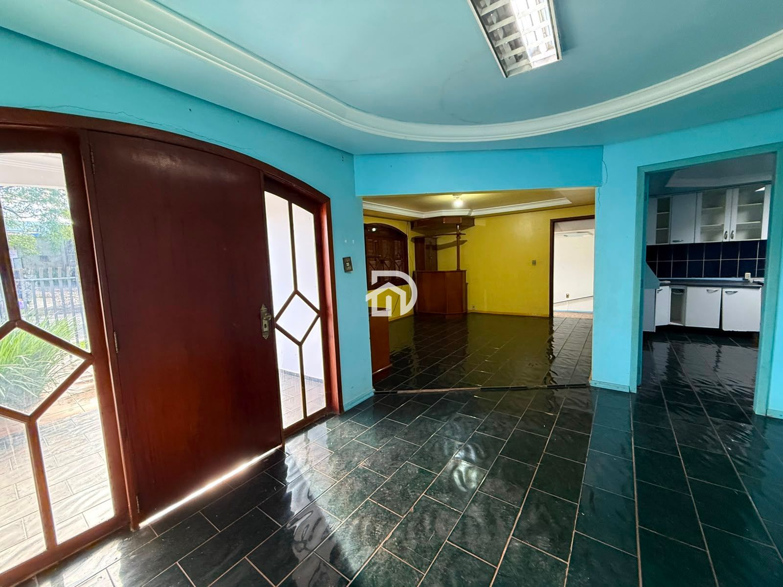 Casa a venda no centro em santa helena