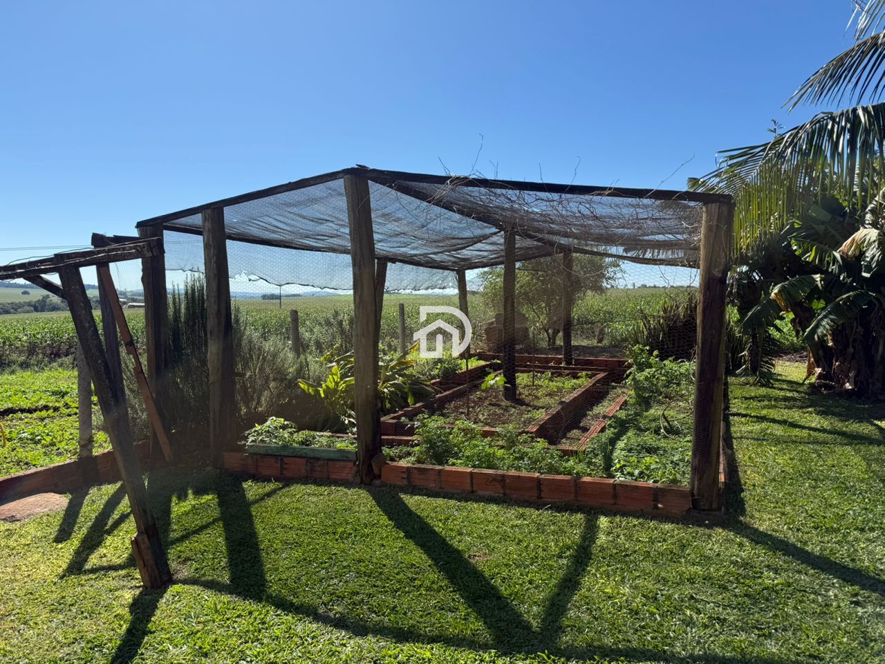Chácara por R$400.000 na linha pacuri em santa helena-pr