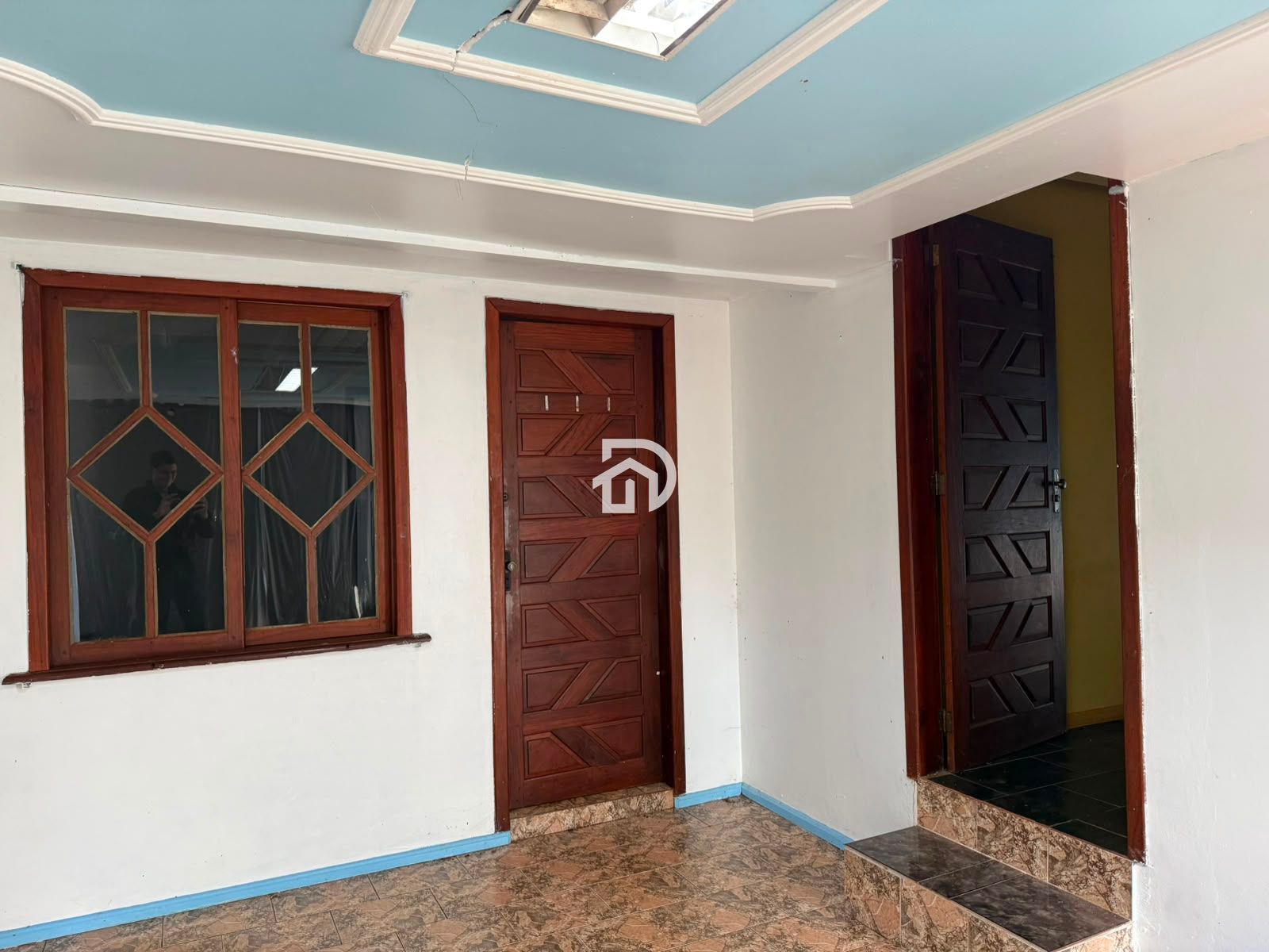 Casa com 2 Dormitórios à venda, 226 m² por R$ 700.000,00 Casa com 2 Dormitórios à venda, 226 m² por R$ 700.000,00