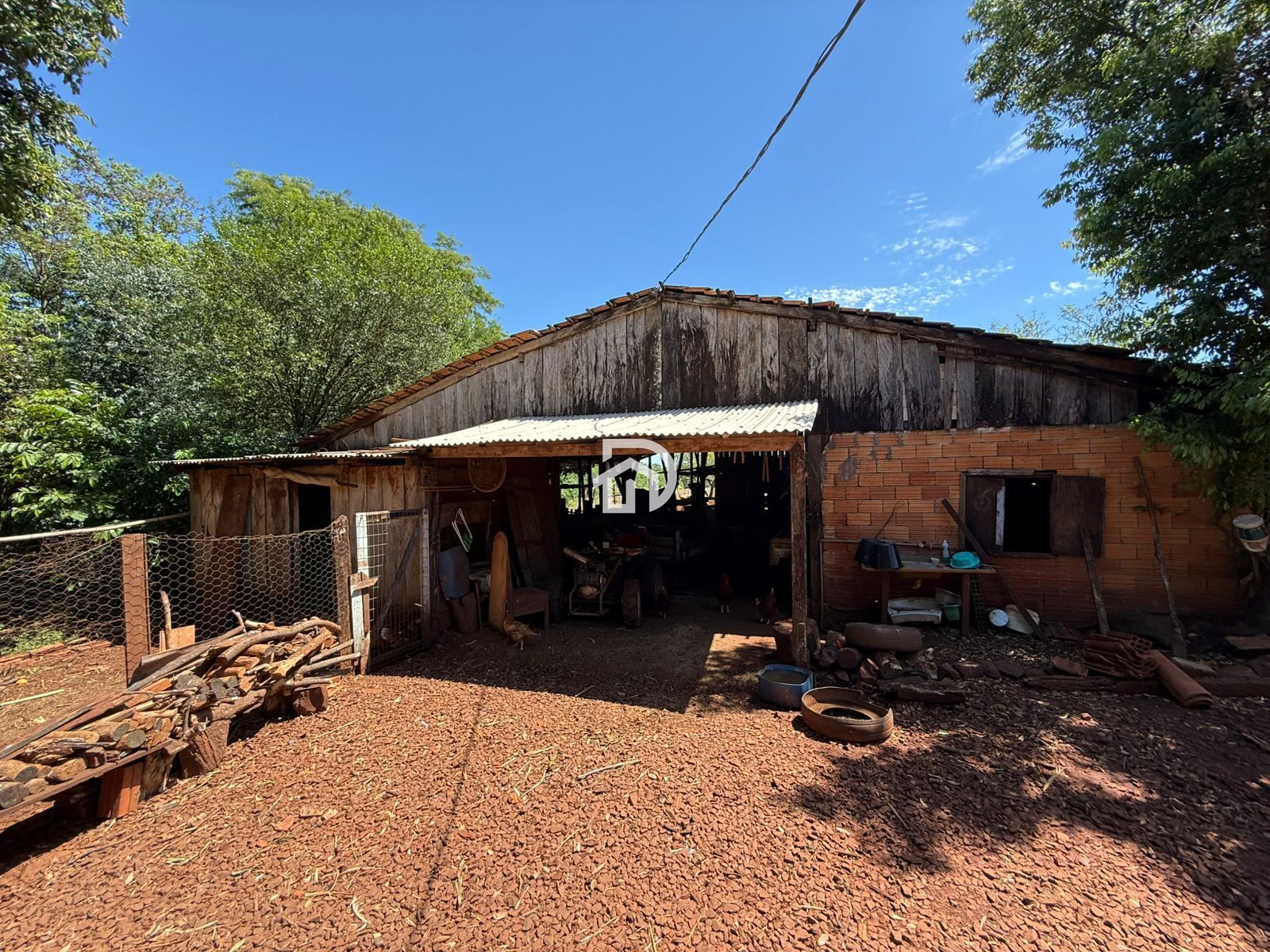2.5 Alqueires com Casa na Linha Santa Cruz