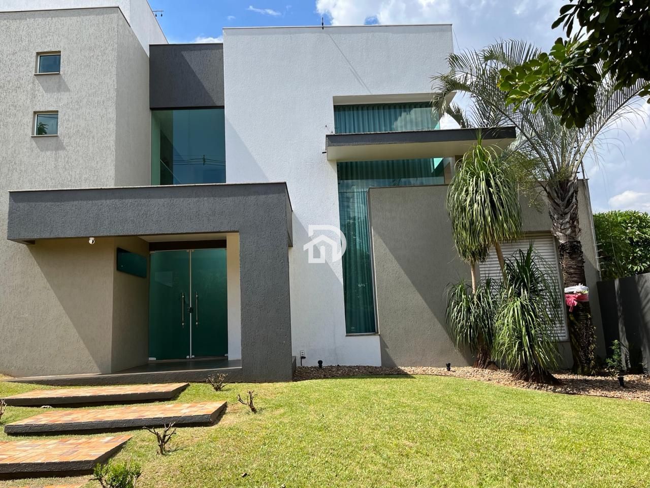 Casa com 562m² na Rua Mato Grosso