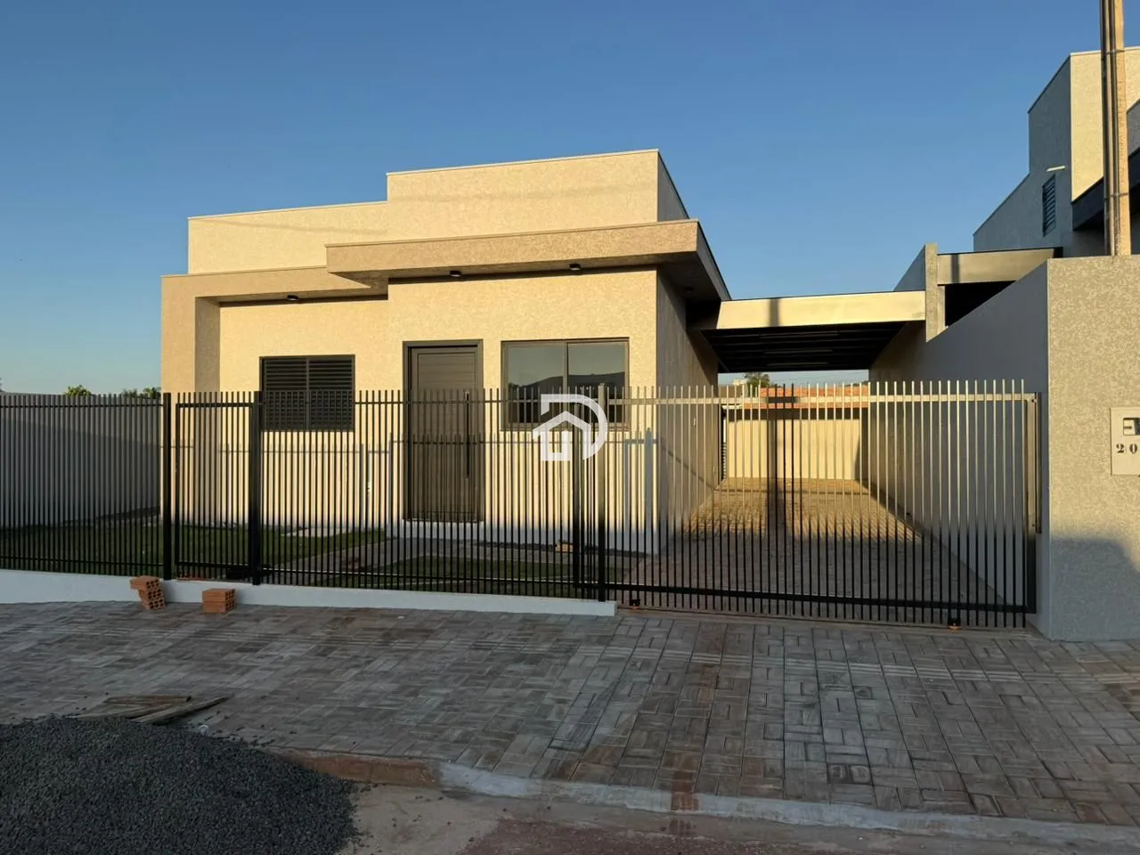 Casa à venda  no Verona - Santa Helena, PR. Imóveis