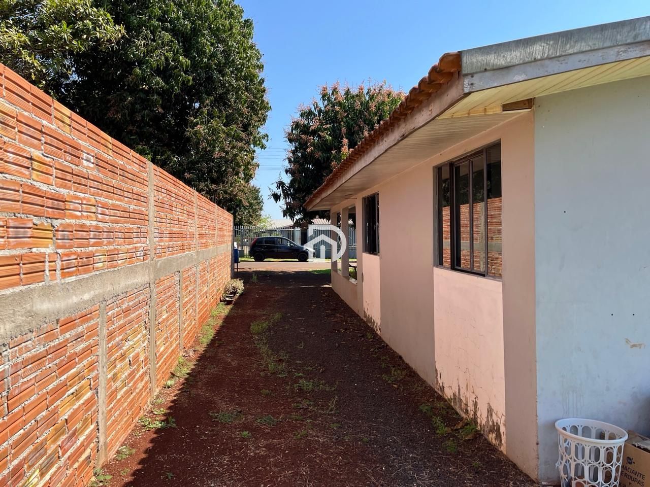 Casa por R$400.000 com 120m² na Moreninha